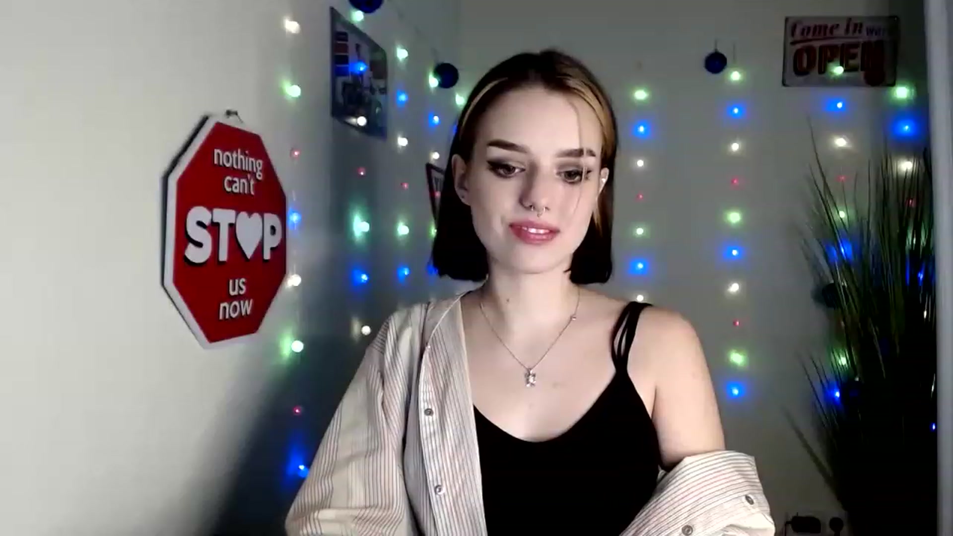 Gallery image thumbnail from Spicy_X's myfreecams stream on, 12/15/2022, 16:26 image 18 of 20