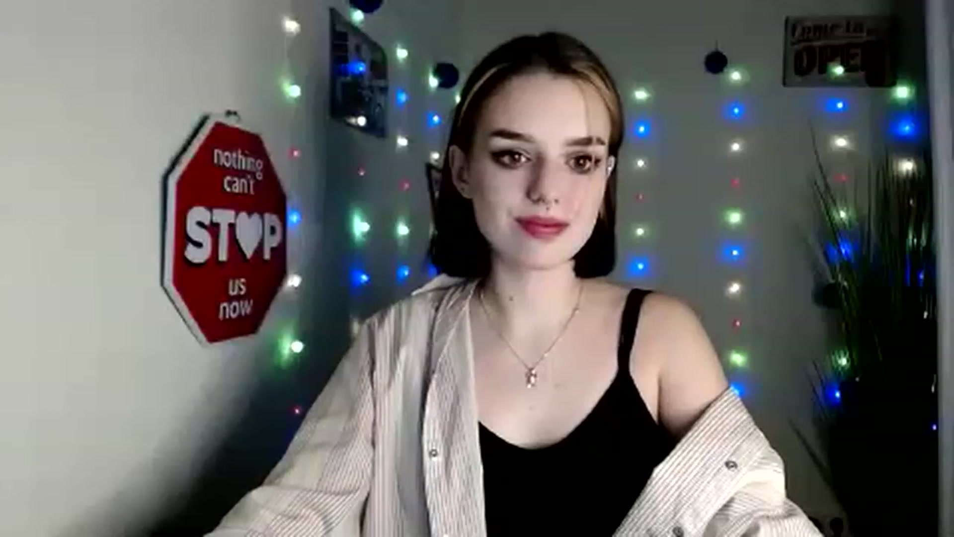 Gallery image thumbnail from Spicy_X's myfreecams stream on, 12/15/2022, 16:26 image 4 of 20