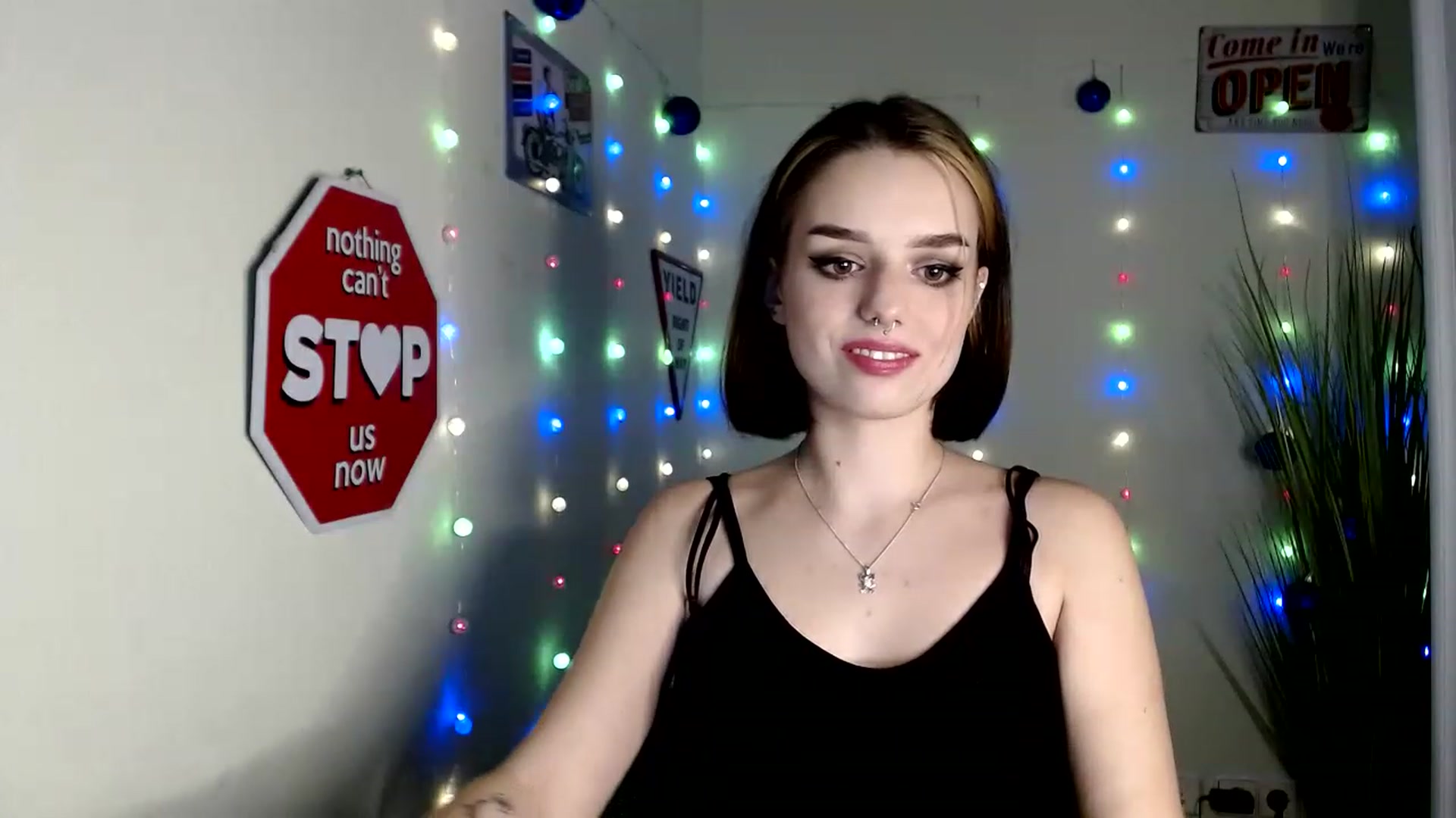 Gallery image thumbnail from Spicy_X's myfreecams stream on, 12/15/2022, 17:21 image 19 of 20