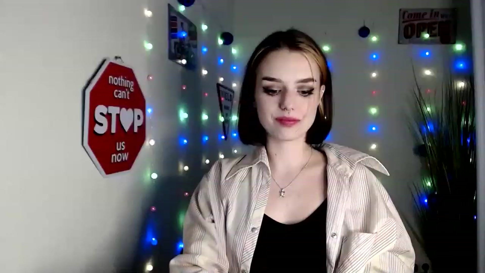 Gallery image thumbnail from Spicy_X's myfreecams stream on, 12/15/2022, 17:21 image 7 of 20