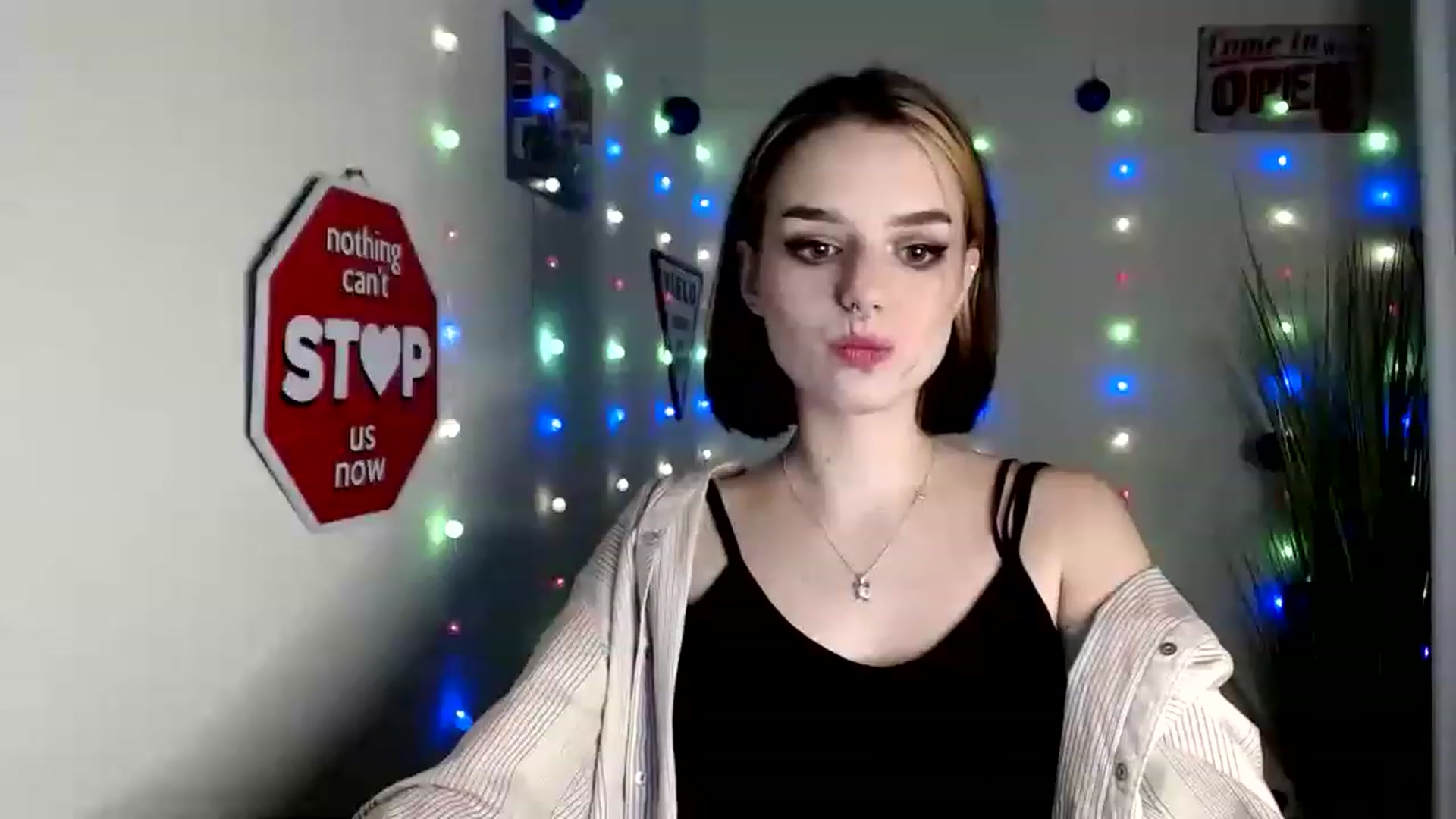 Gallery image thumbnail from Spicy_X's myfreecams stream on, 12/15/2022, 17:21 image 4 of 20