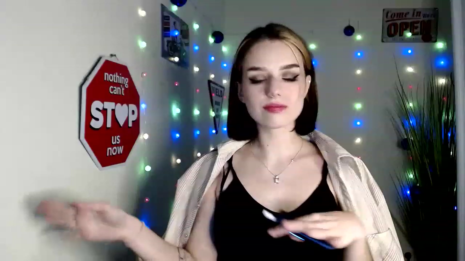 Gallery image thumbnail from Spicy_X's myfreecams stream on, 12/15/2022, 17:56 image 9 of 20