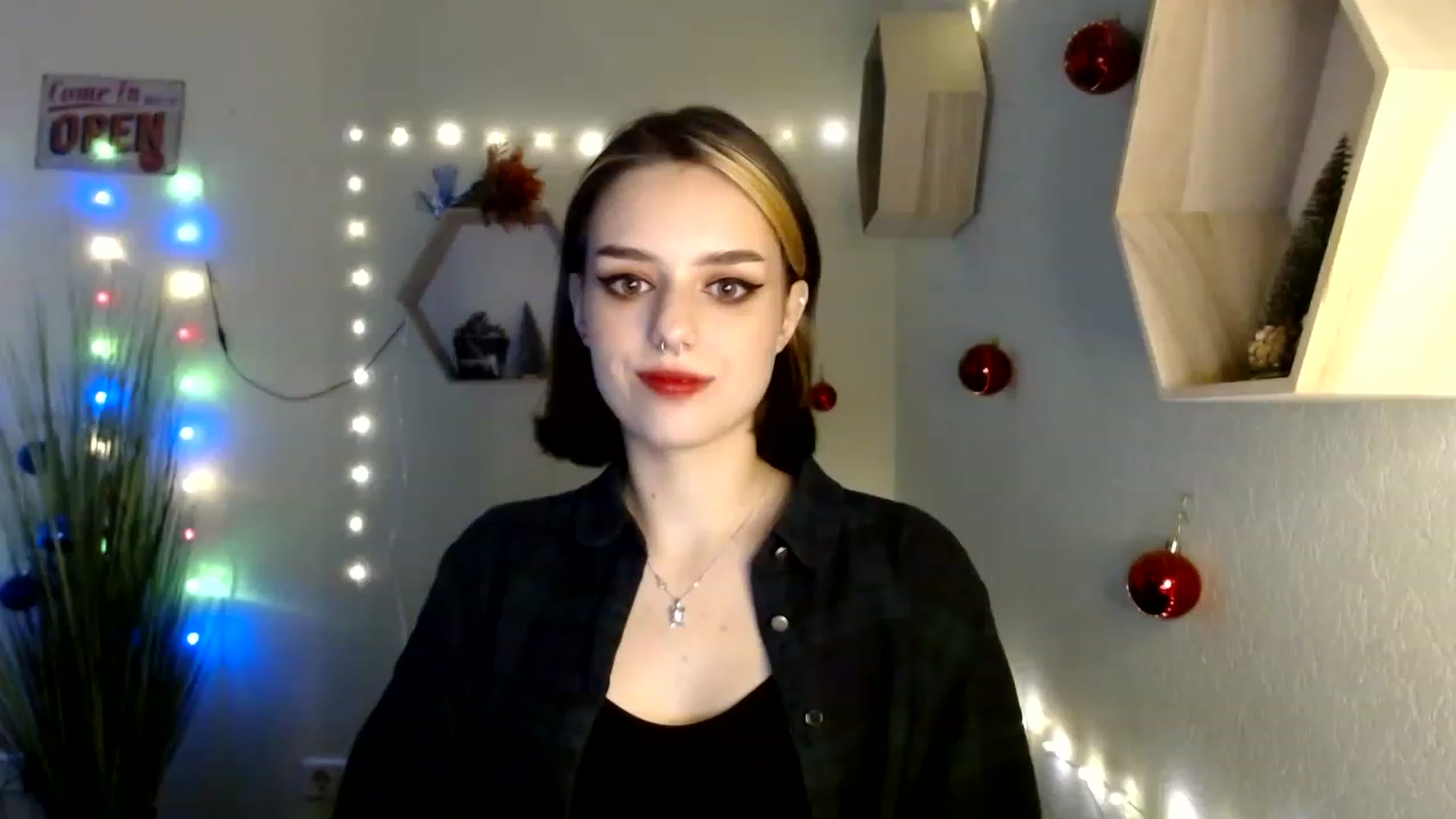 Gallery image thumbnail from Spicy_X's myfreecams stream on, 12/16/2022, 15:35 image 20 of 20