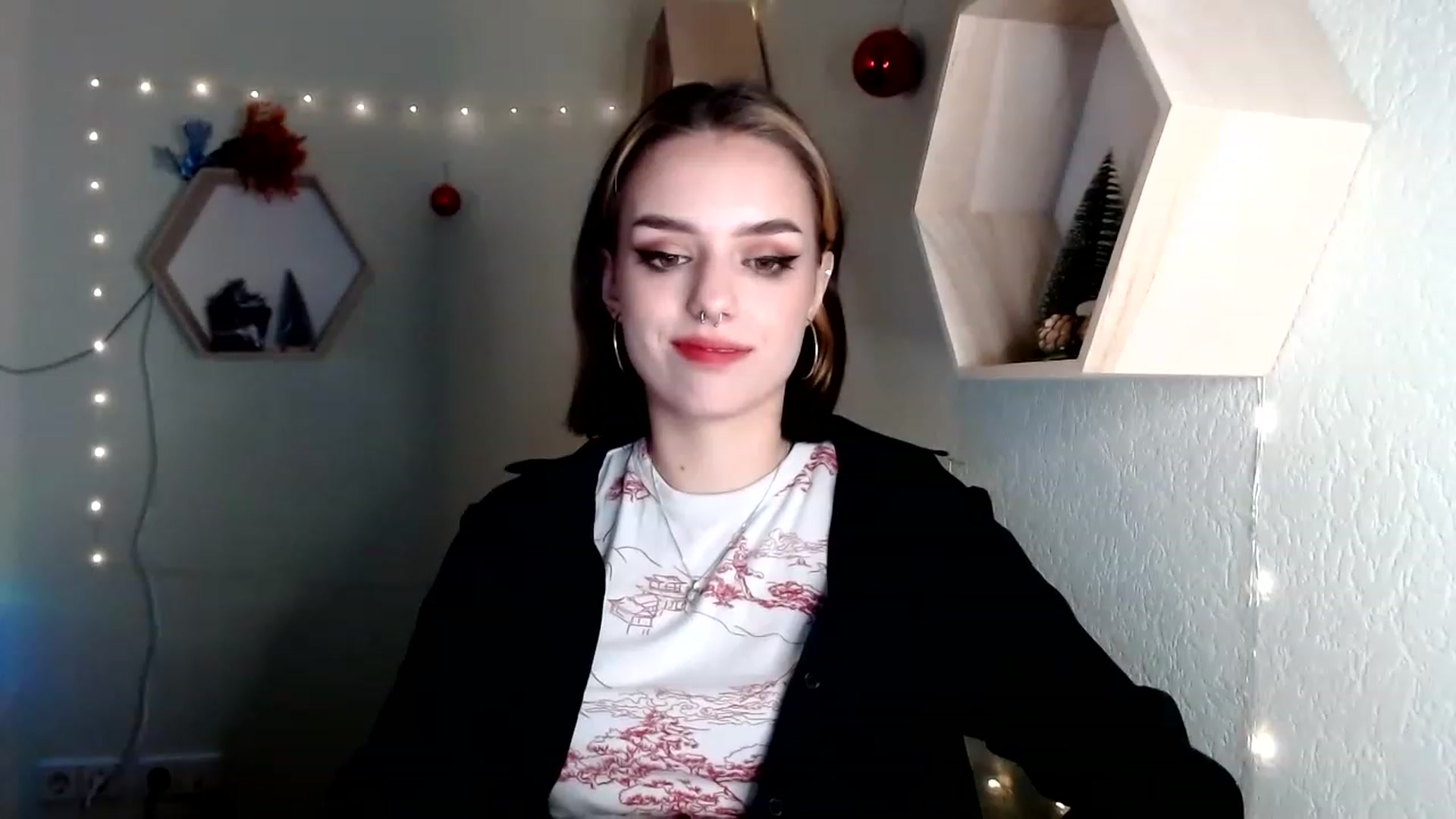 Gallery image thumbnail from Spicy_X's myfreecams stream on, 12/18/2022, 15:58 image 3 of 20