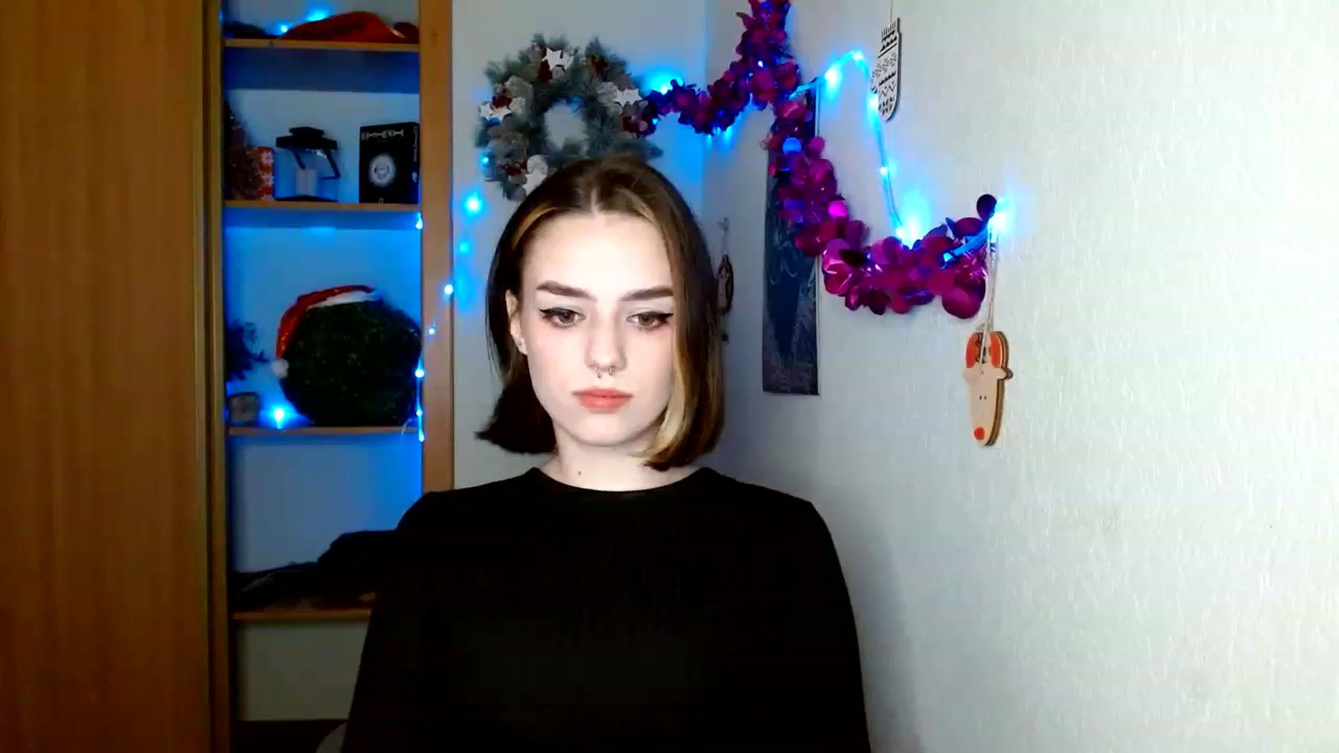 Gallery image thumbnail from Spicy_X's myfreecams stream on, 12/20/2022, 14:17 image 7 of 20