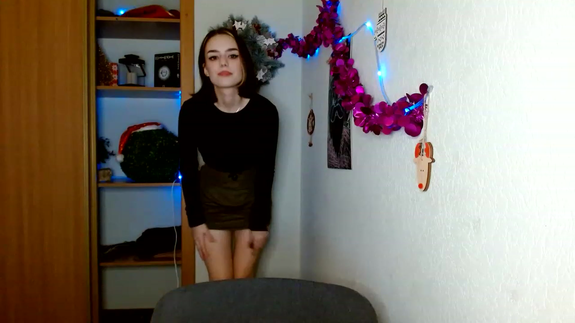 Gallery image thumbnail from Spicy_X's myfreecams stream on, 12/20/2022, 14:17 image 4 of 20