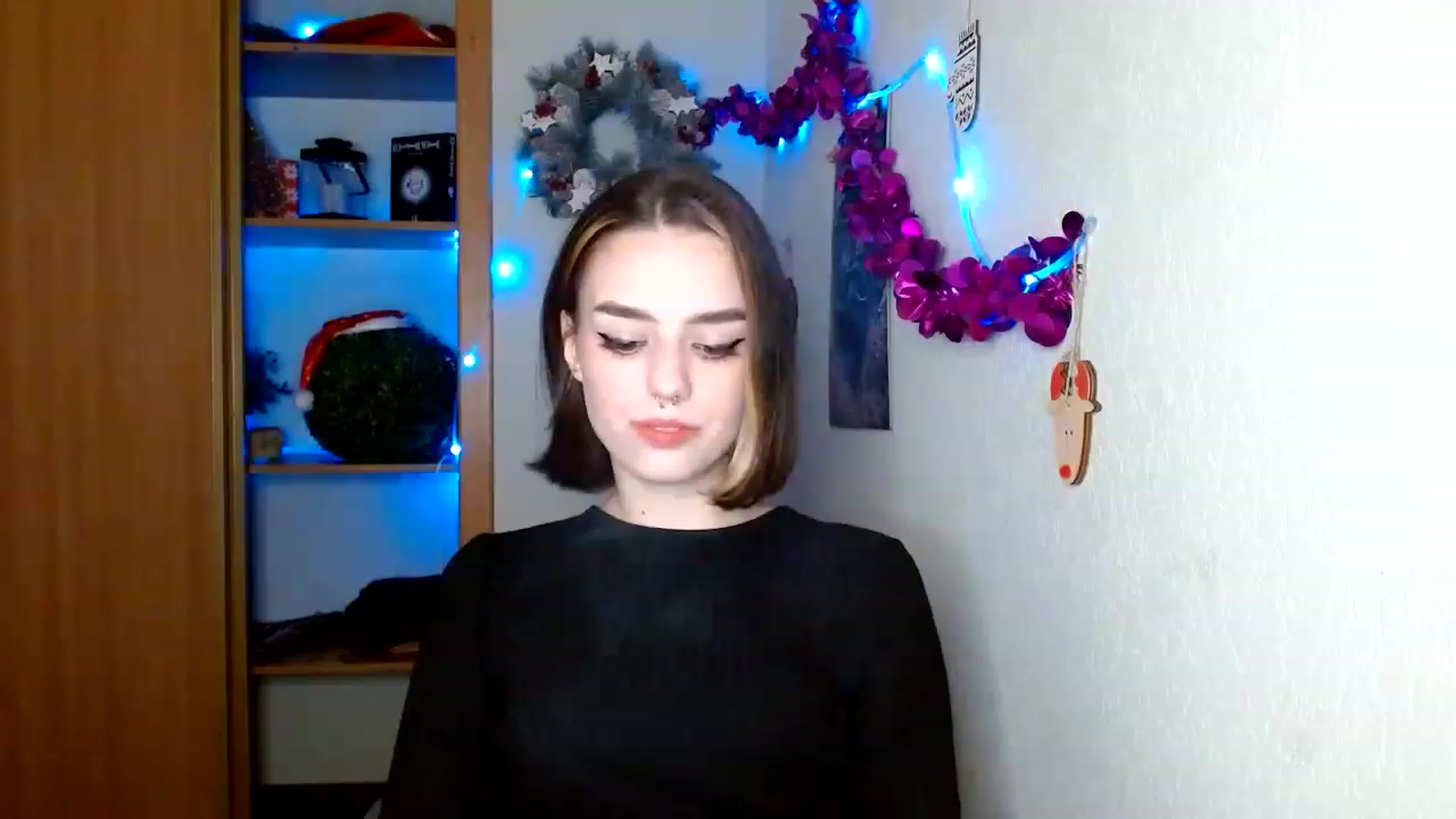 Gallery image thumbnail from Spicy_X's myfreecams stream on, 12/20/2022, 14:17 image 1 of 20