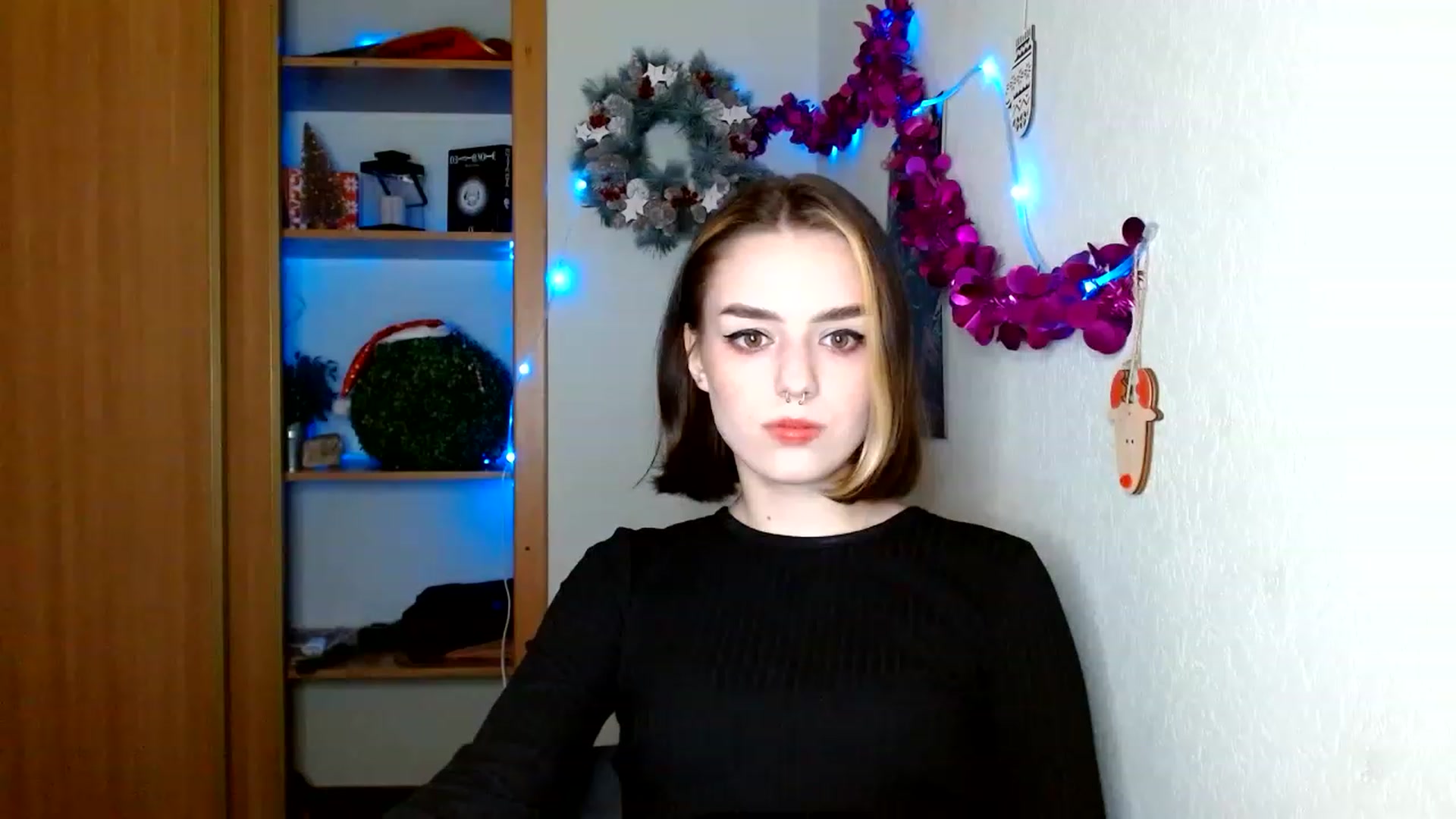 Gallery image thumbnail from Spicy_X's myfreecams stream on, 12/20/2022, 16:27 image 3 of 20