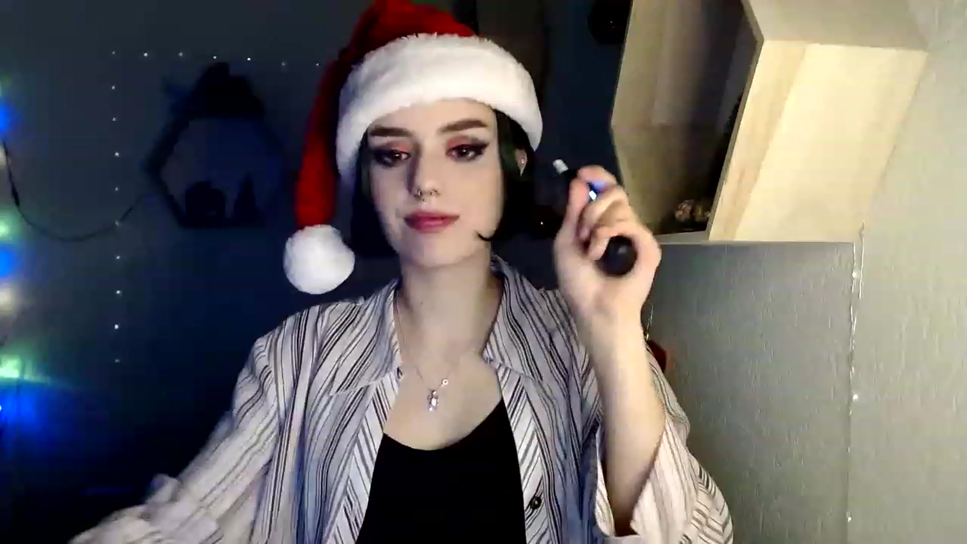 Gallery image thumbnail from Spicy_X's myfreecams stream on, 12/23/2022, 17:13 image 4 of 20