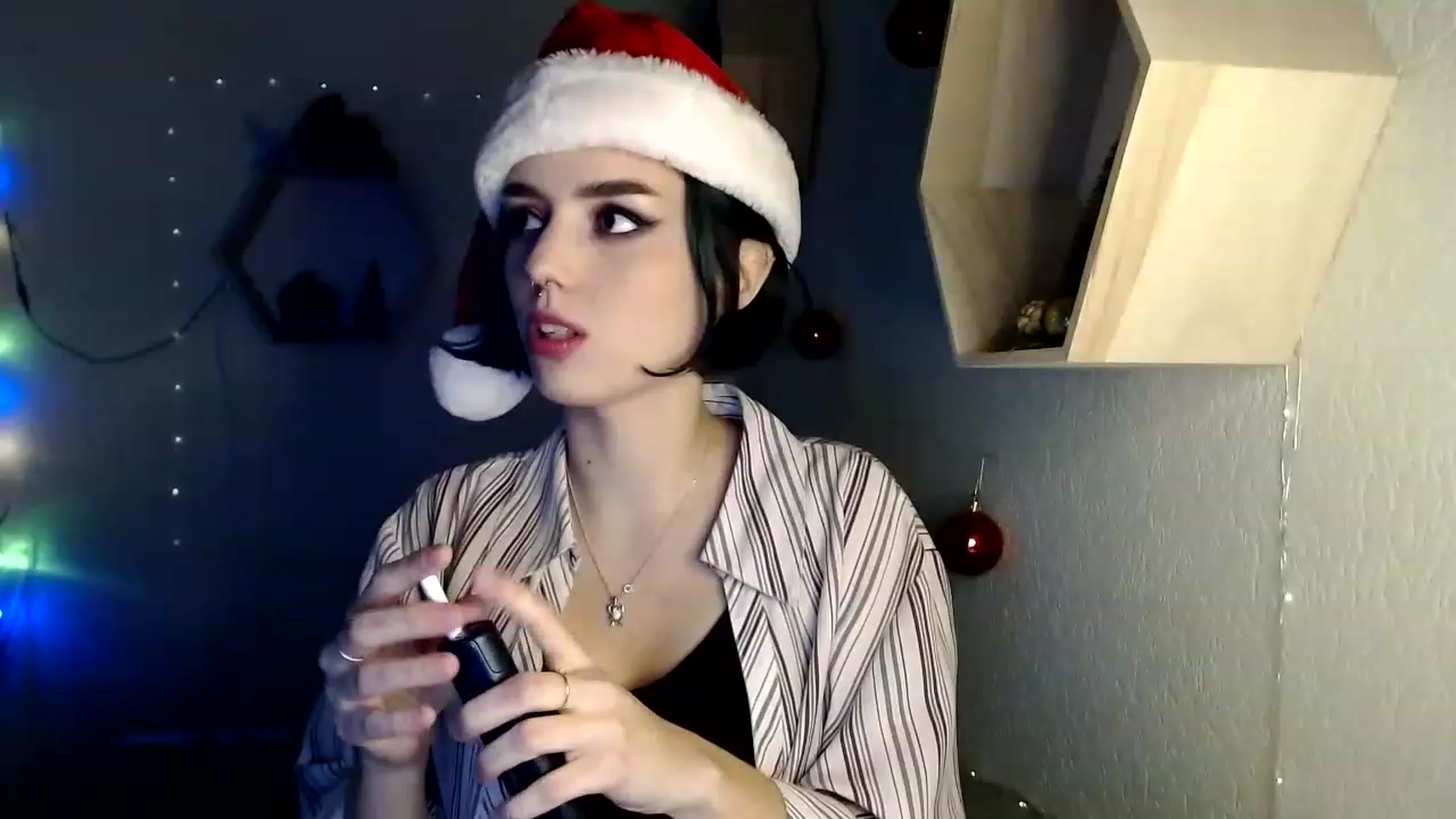 Gallery image thumbnail from Spicy_X's myfreecams stream on, 12/23/2022, 17:13 image 2 of 20
