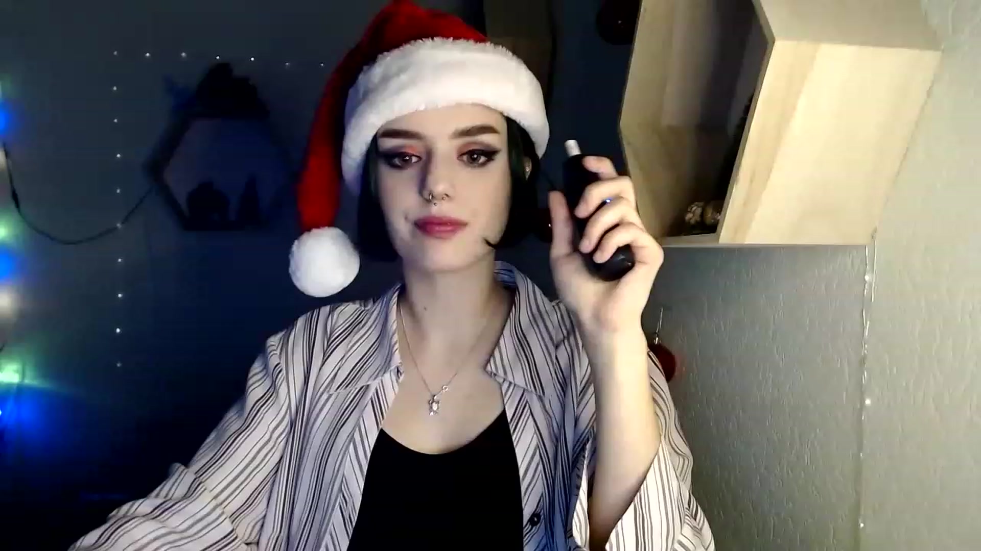 Gallery image thumbnail from Spicy_X's myfreecams stream on, 12/23/2022, 17:13 image 5 of 20