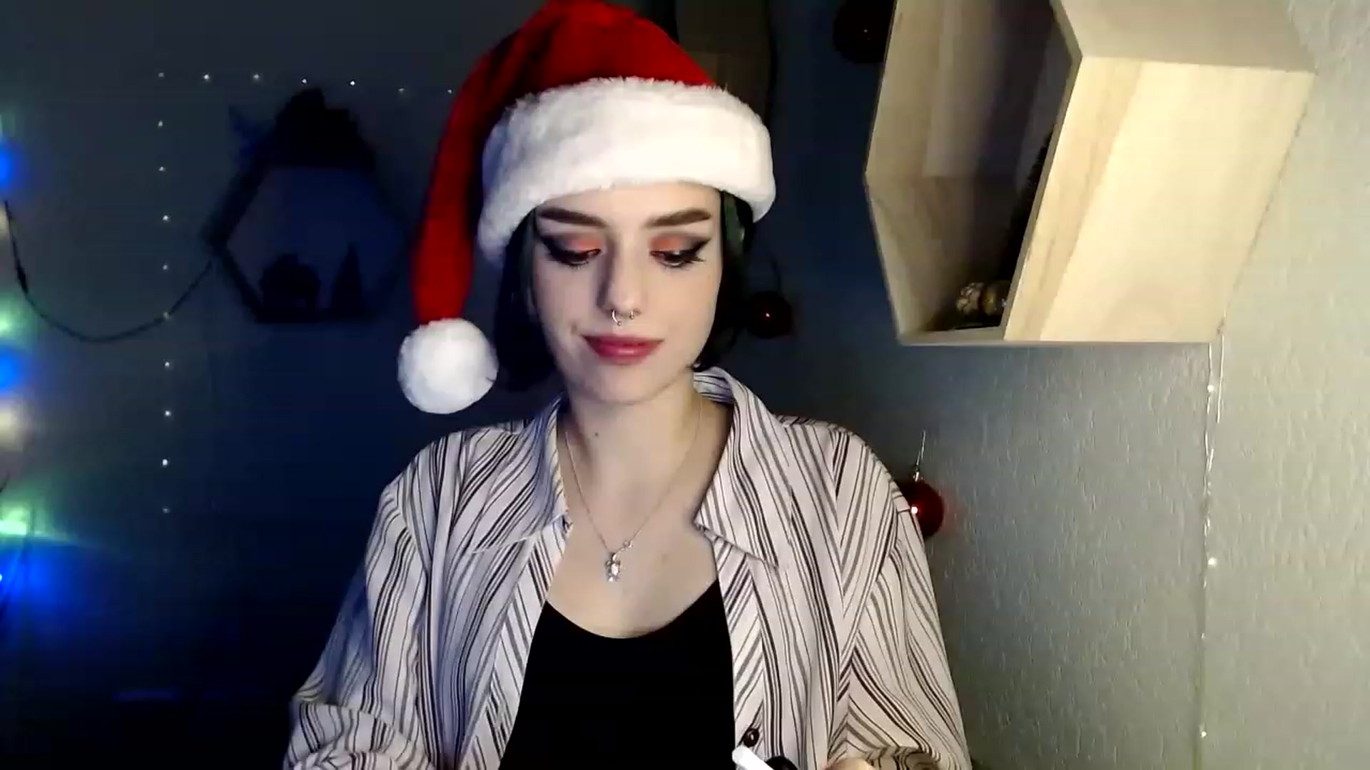 Gallery image thumbnail from Spicy_X's myfreecams stream on, 12/23/2022, 17:13 image 7 of 20