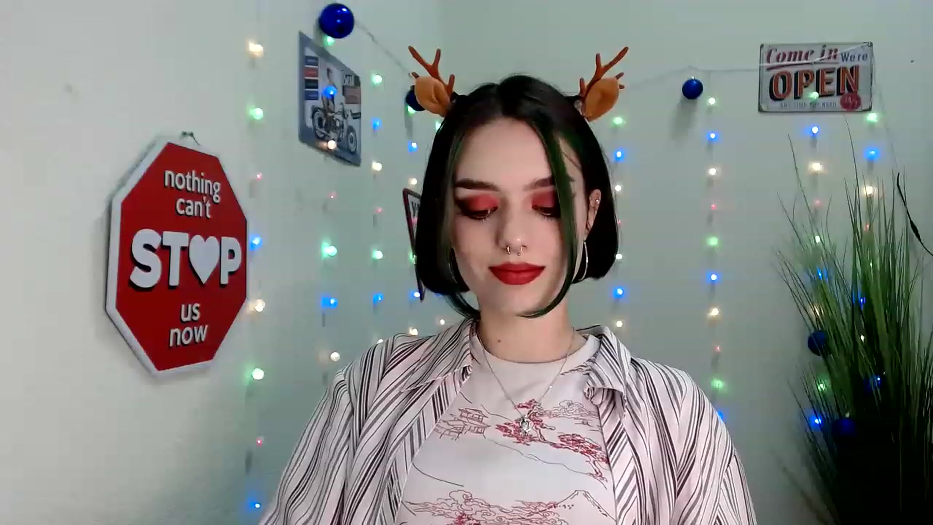 Gallery image thumbnail from Spicy_X's myfreecams stream on, 12/29/2022, 14:15 image 10 of 20