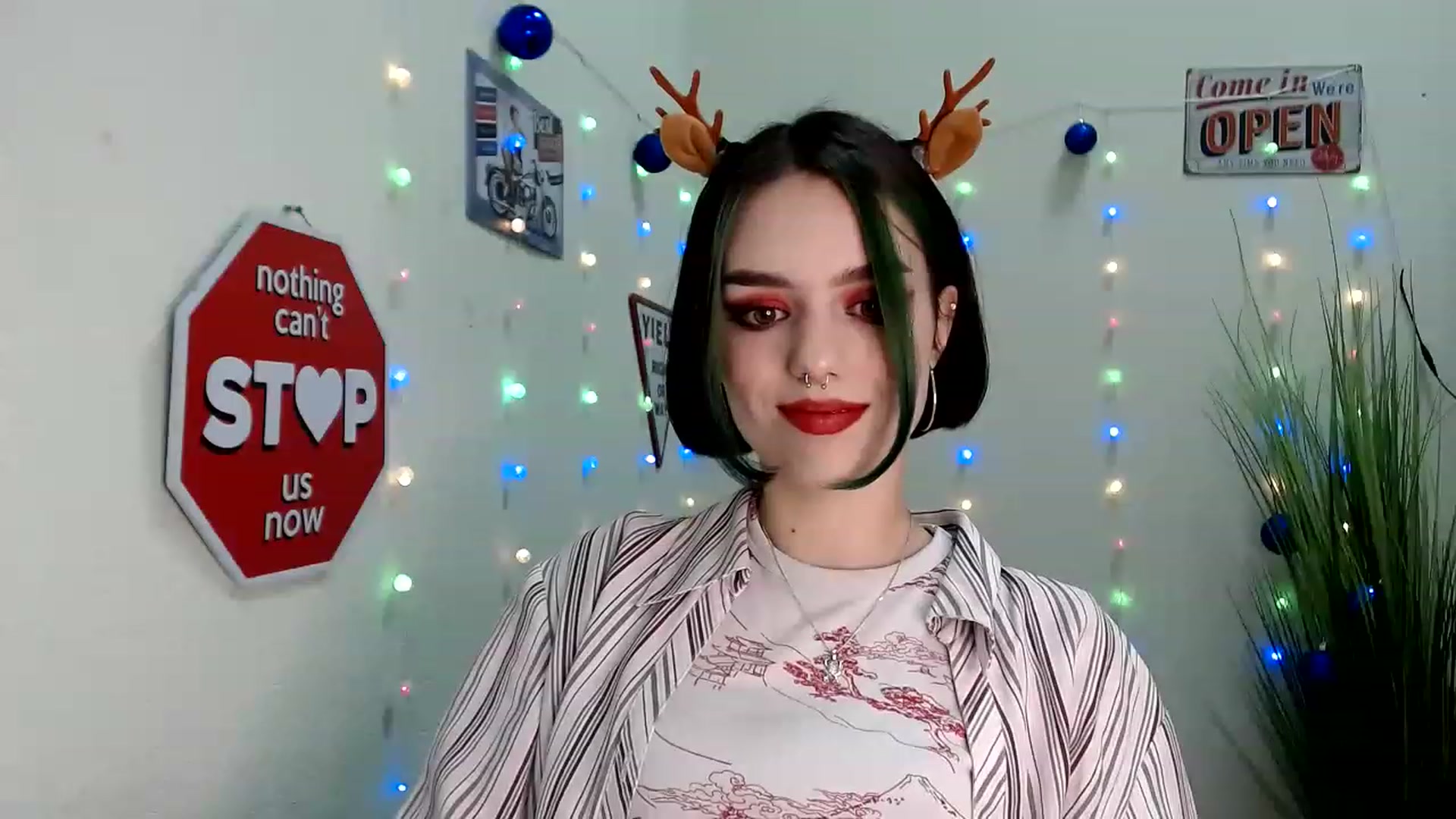 Gallery image thumbnail from Spicy_X's myfreecams stream on, 12/29/2022, 14:15 image 4 of 20