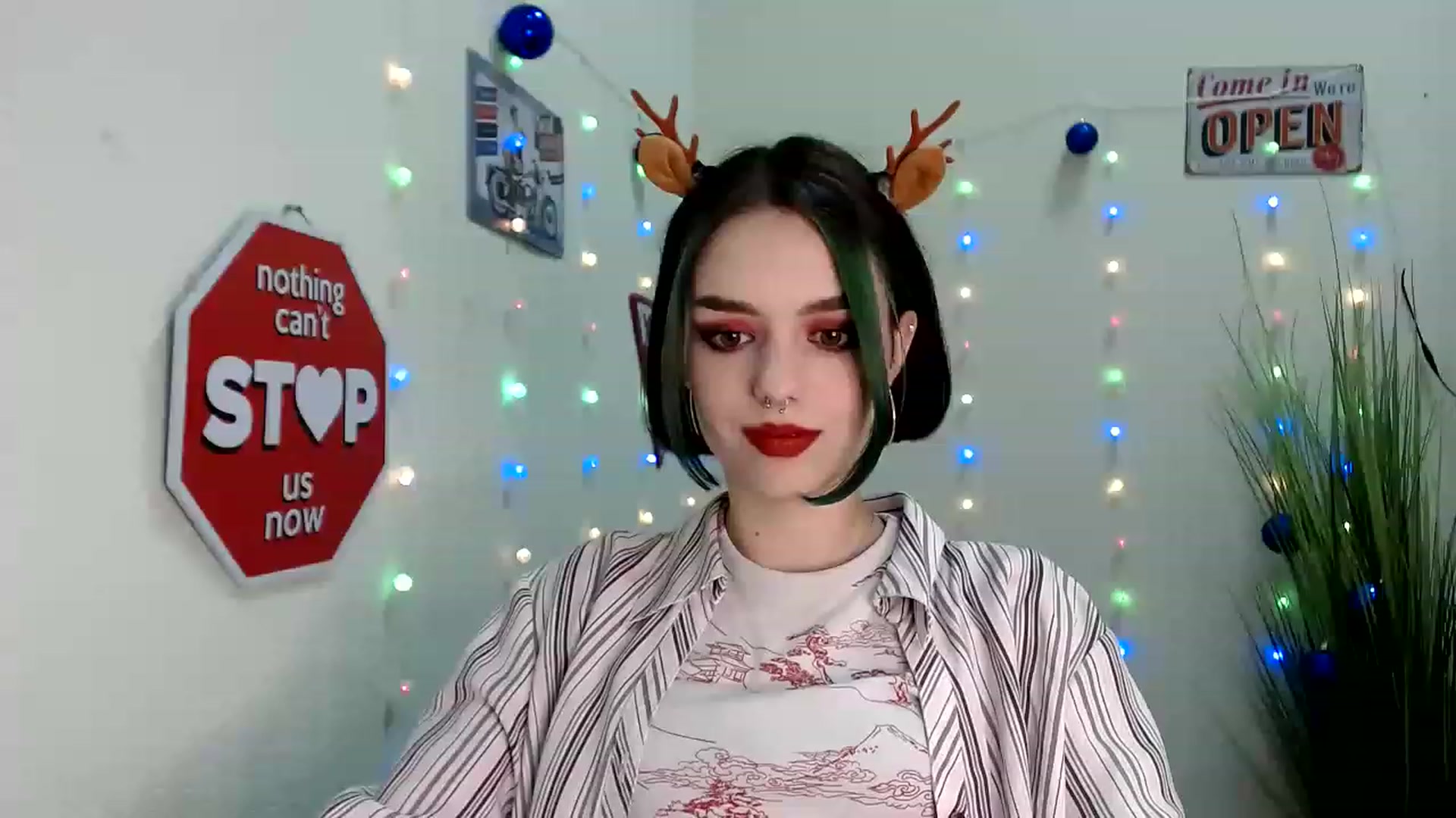 Gallery image thumbnail from Spicy_X's myfreecams stream on, 12/29/2022, 15:24 image 12 of 20