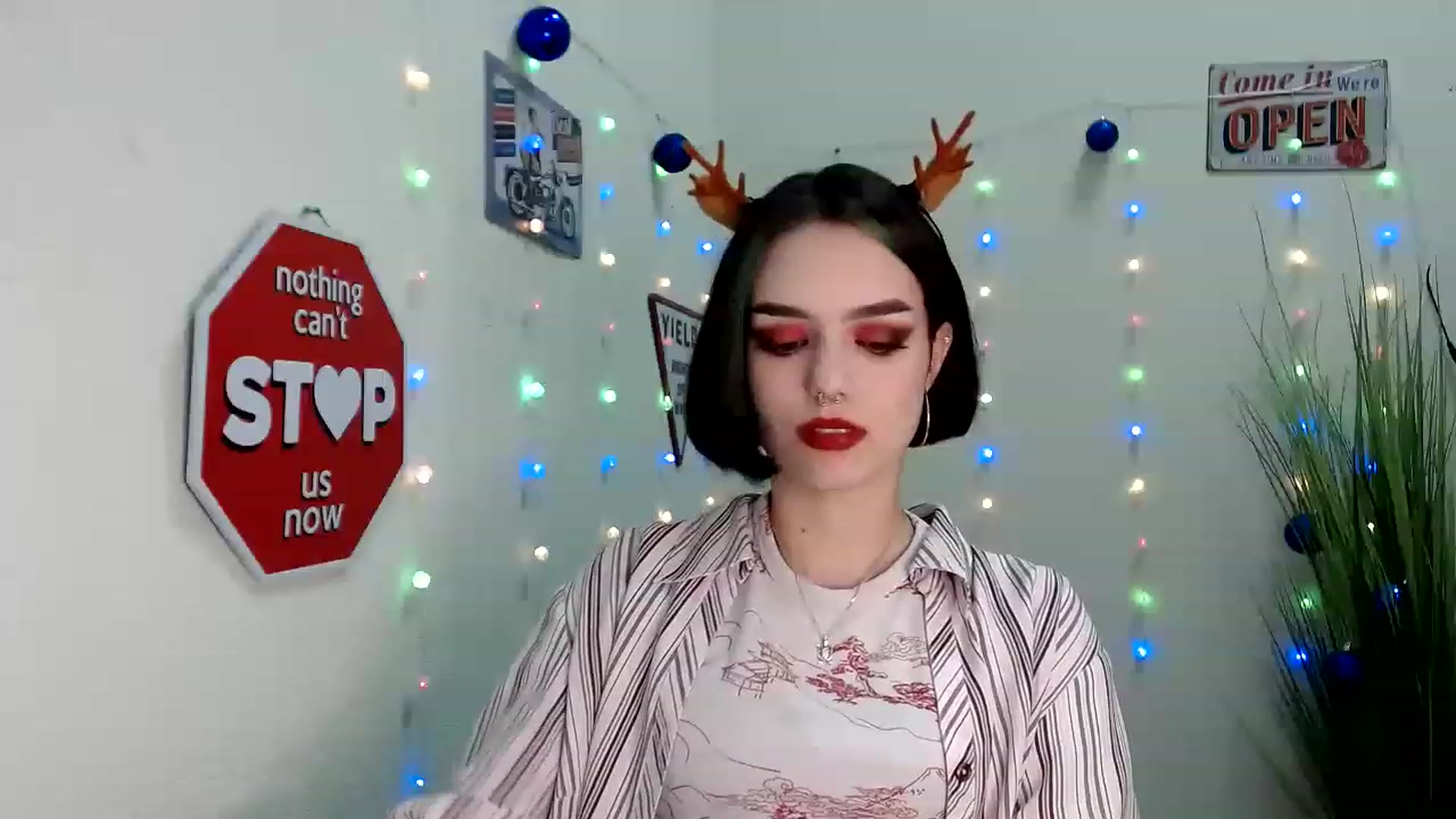Gallery image thumbnail from Spicy_X's myfreecams stream on, 12/29/2022, 17:15 image 12 of 20