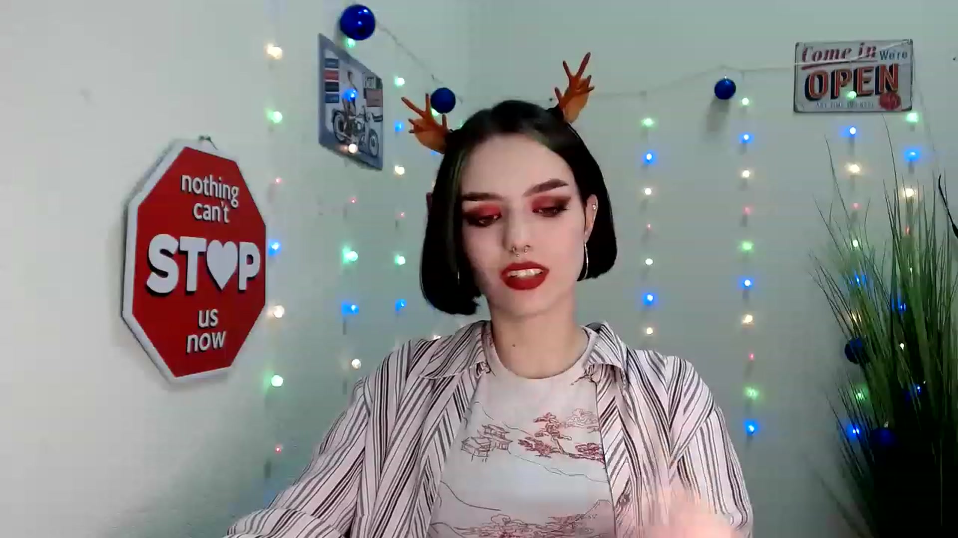 Gallery image thumbnail from Spicy_X's myfreecams stream on, 12/29/2022, 17:15 image 5 of 20