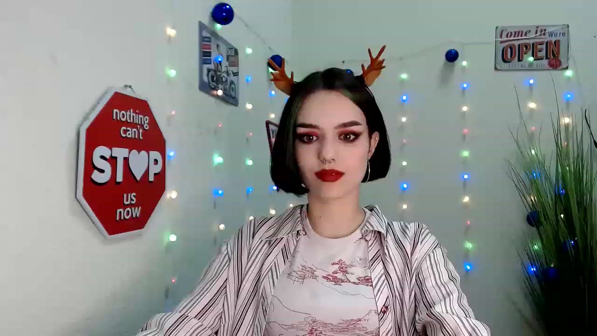 Gallery image thumbnail from Spicy_X's myfreecams stream on, 12/29/2022, 17:15 image 10 of 20