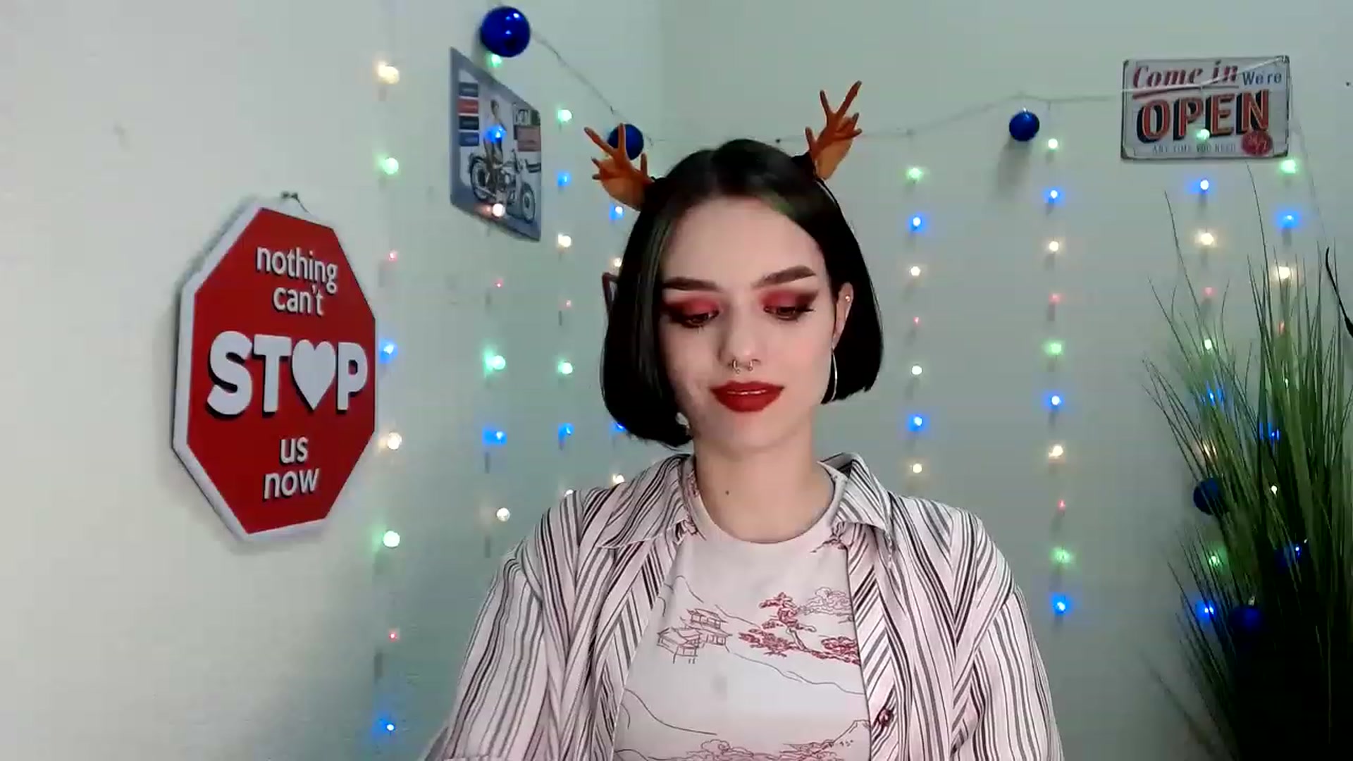 Gallery image thumbnail from Spicy_X's myfreecams stream on, 12/29/2022, 17:15 image 8 of 20