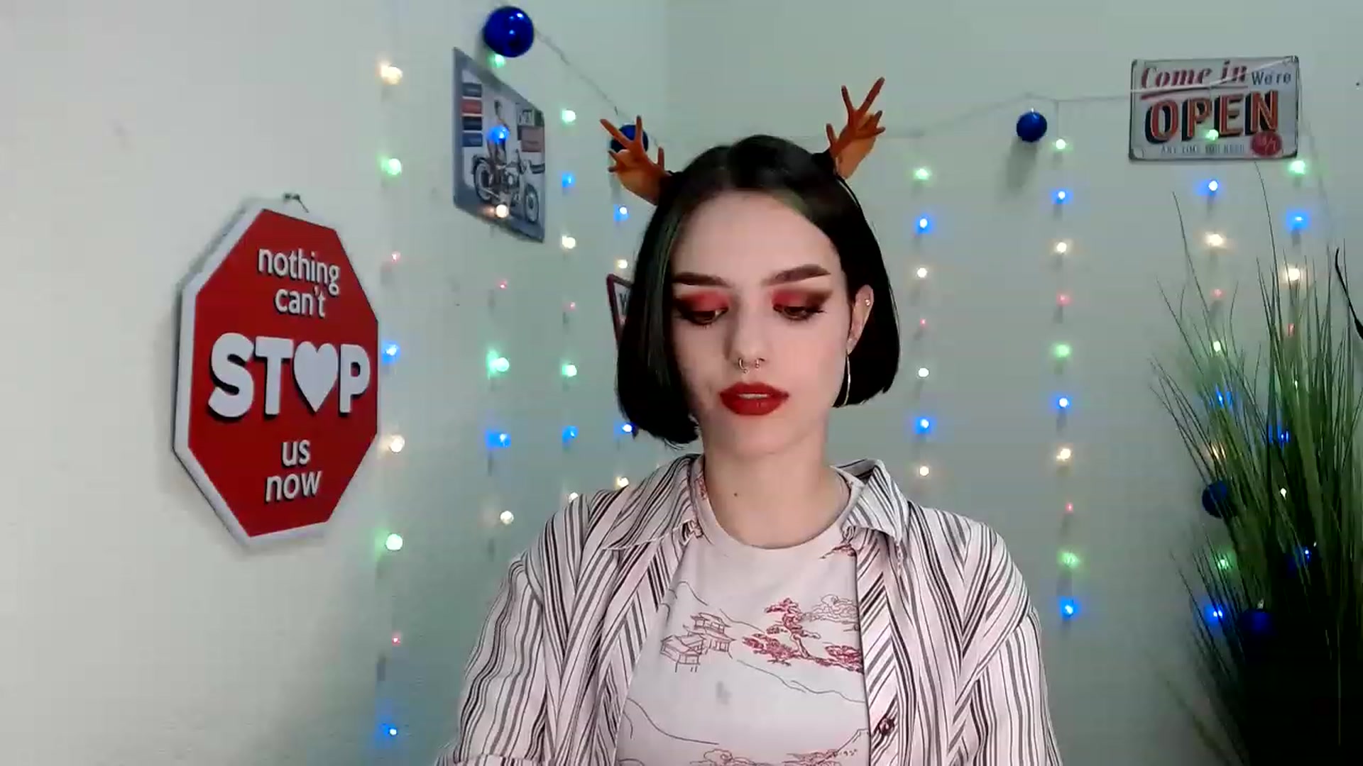 Gallery image thumbnail from Spicy_X's myfreecams stream on, 12/29/2022, 17:15 image 6 of 20