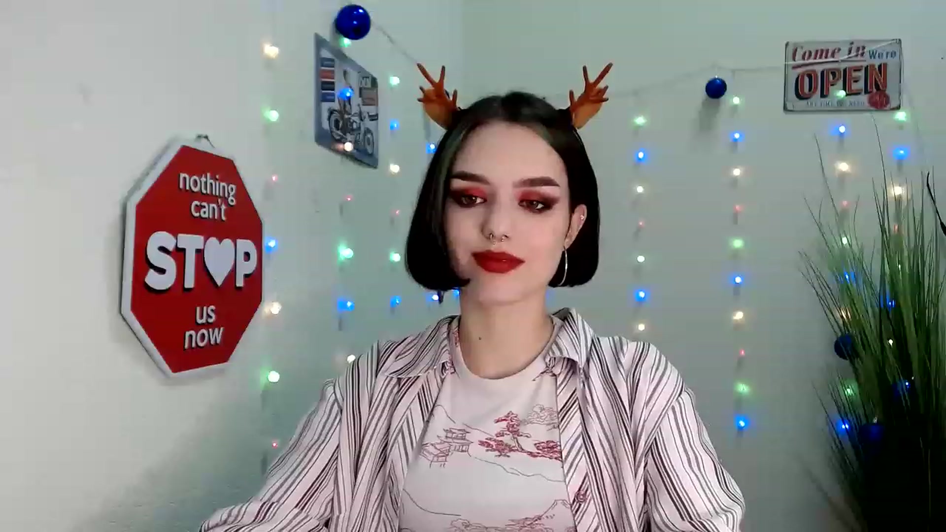 Gallery image thumbnail from Spicy_X's myfreecams stream on, 12/29/2022, 17:15 image 3 of 20