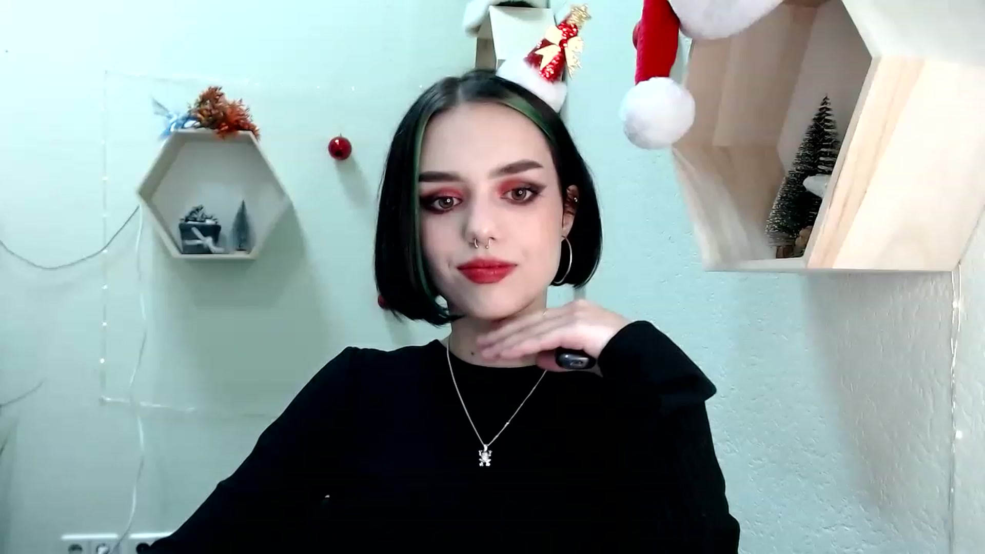 Gallery image thumbnail from Spicy_X's myfreecams stream on, 12/30/2022, 11:38 image 12 of 20