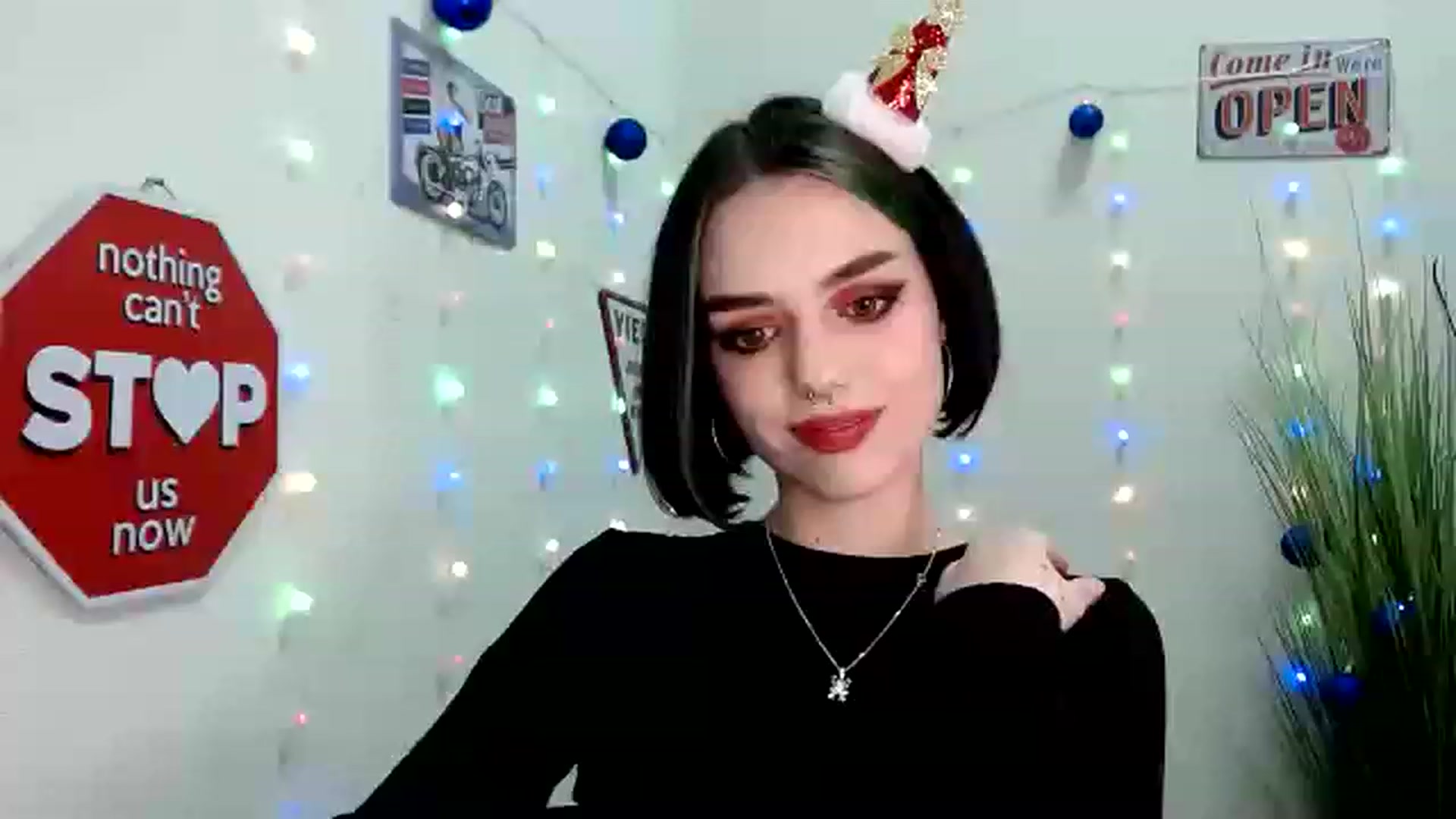 Gallery image thumbnail from Spicy_X's myfreecams stream on, 12/30/2022, 12:17 image 18 of 20
