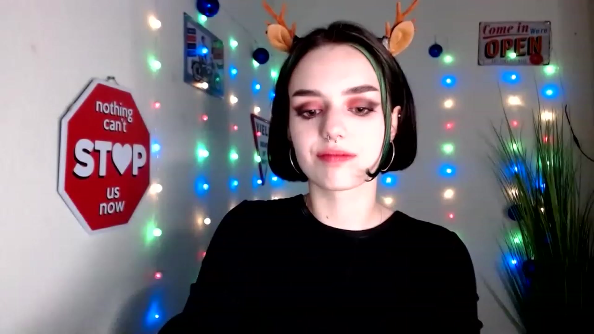 Gallery image thumbnail from Spicy_X's myfreecams stream on, 12/30/2022, 17:09 image 16 of 20