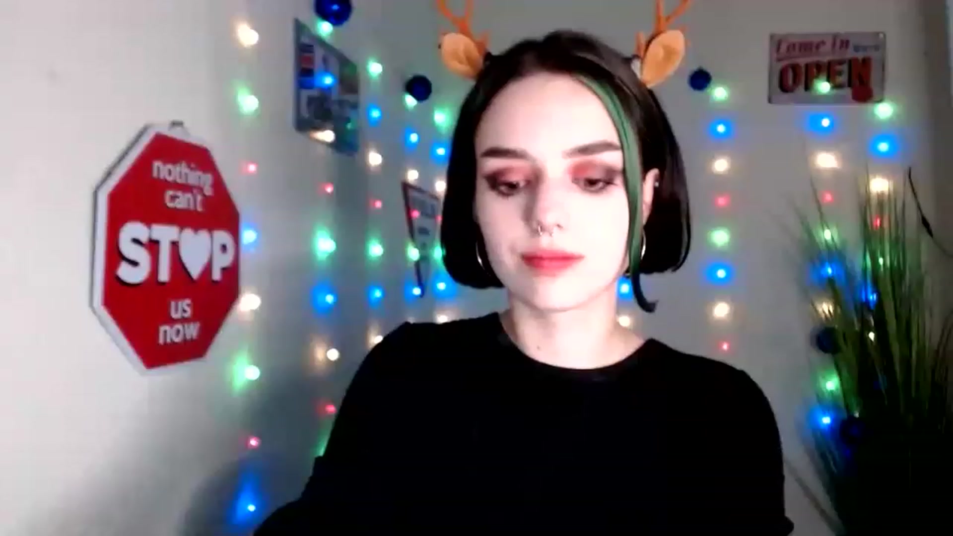 Gallery image thumbnail from Spicy_X's myfreecams stream on, 12/30/2022, 17:09 image 20 of 20