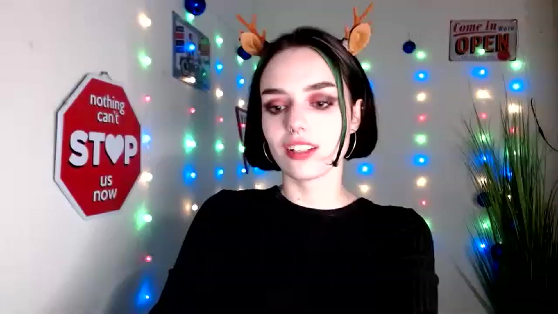 Gallery image thumbnail from Spicy_X's myfreecams stream on, 12/30/2022, 17:09 image 15 of 20