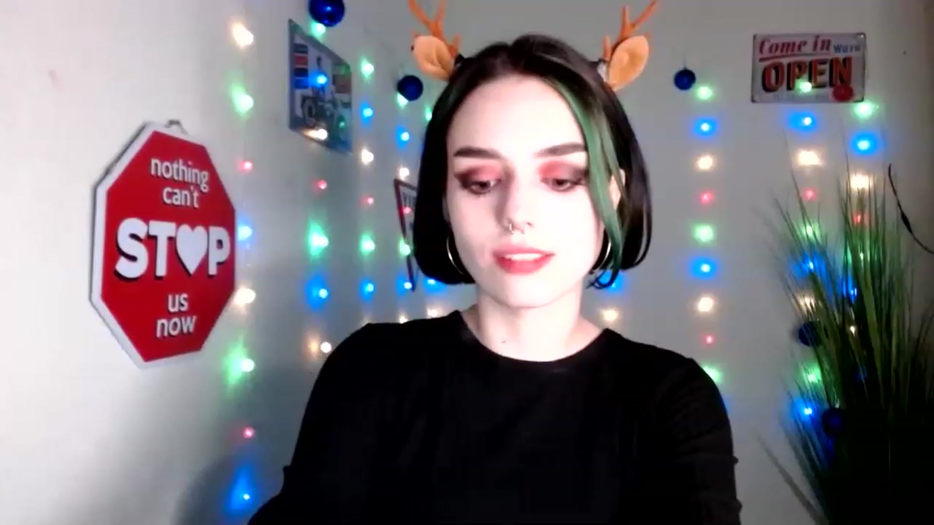 Gallery image thumbnail from Spicy_X's myfreecams stream on, 12/30/2022, 17:09 image 8 of 20