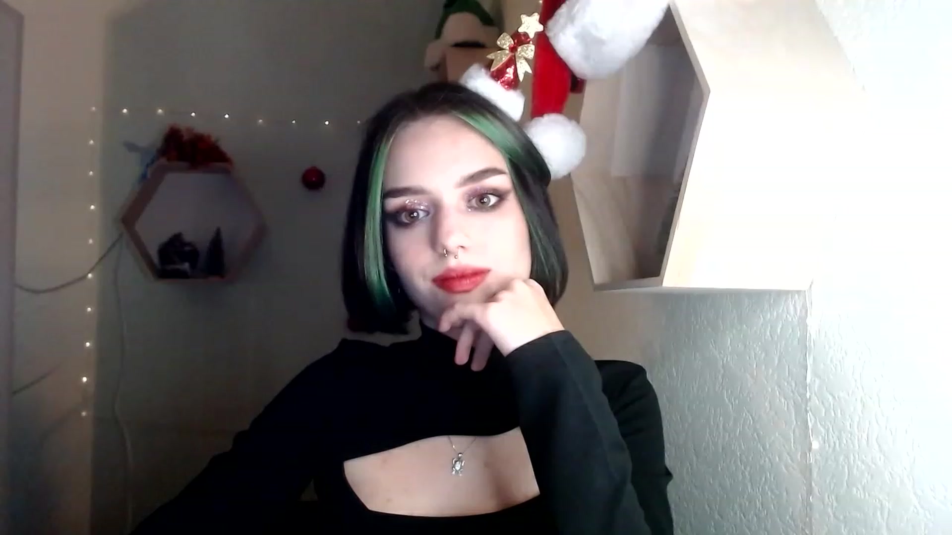 Gallery image thumbnail from Spicy_X's myfreecams stream on, 12/31/2022, 13:57 image 1 of 20