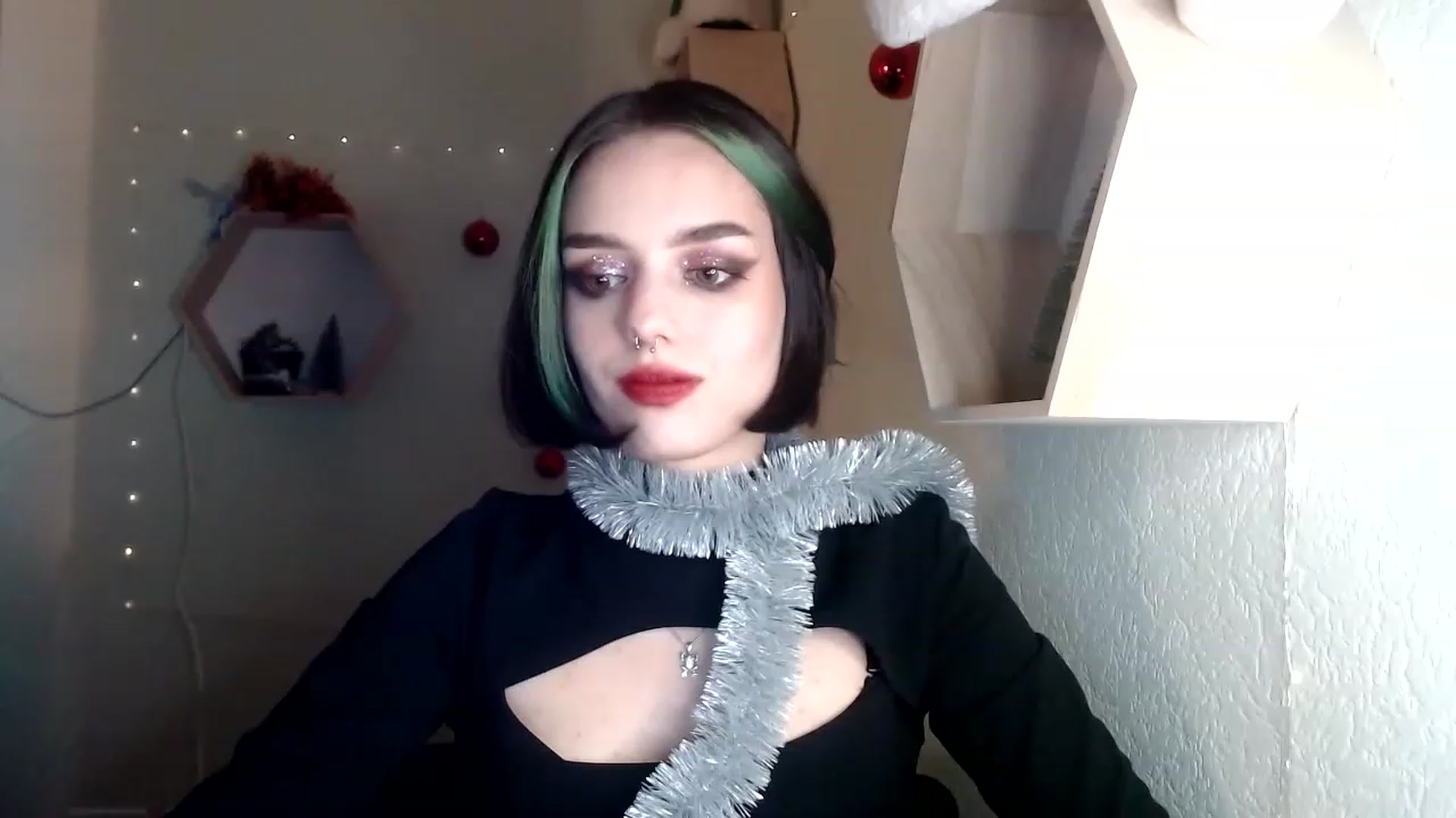 Gallery image thumbnail from Spicy_X's myfreecams stream on, 12/31/2022, 14:53 image 1 of 20