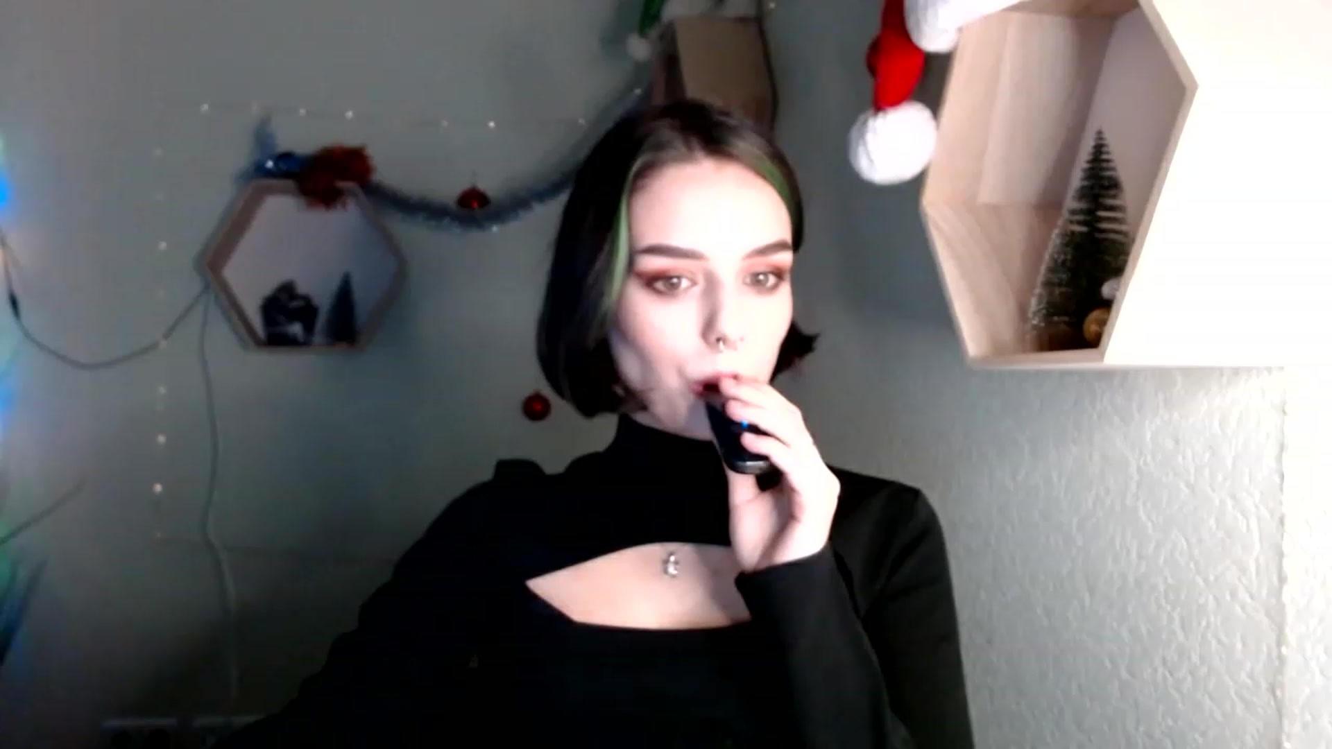 Gallery image thumbnail from Spicy_X's myfreecams stream on, 01/05/2023, 14:20 image 17 of 20