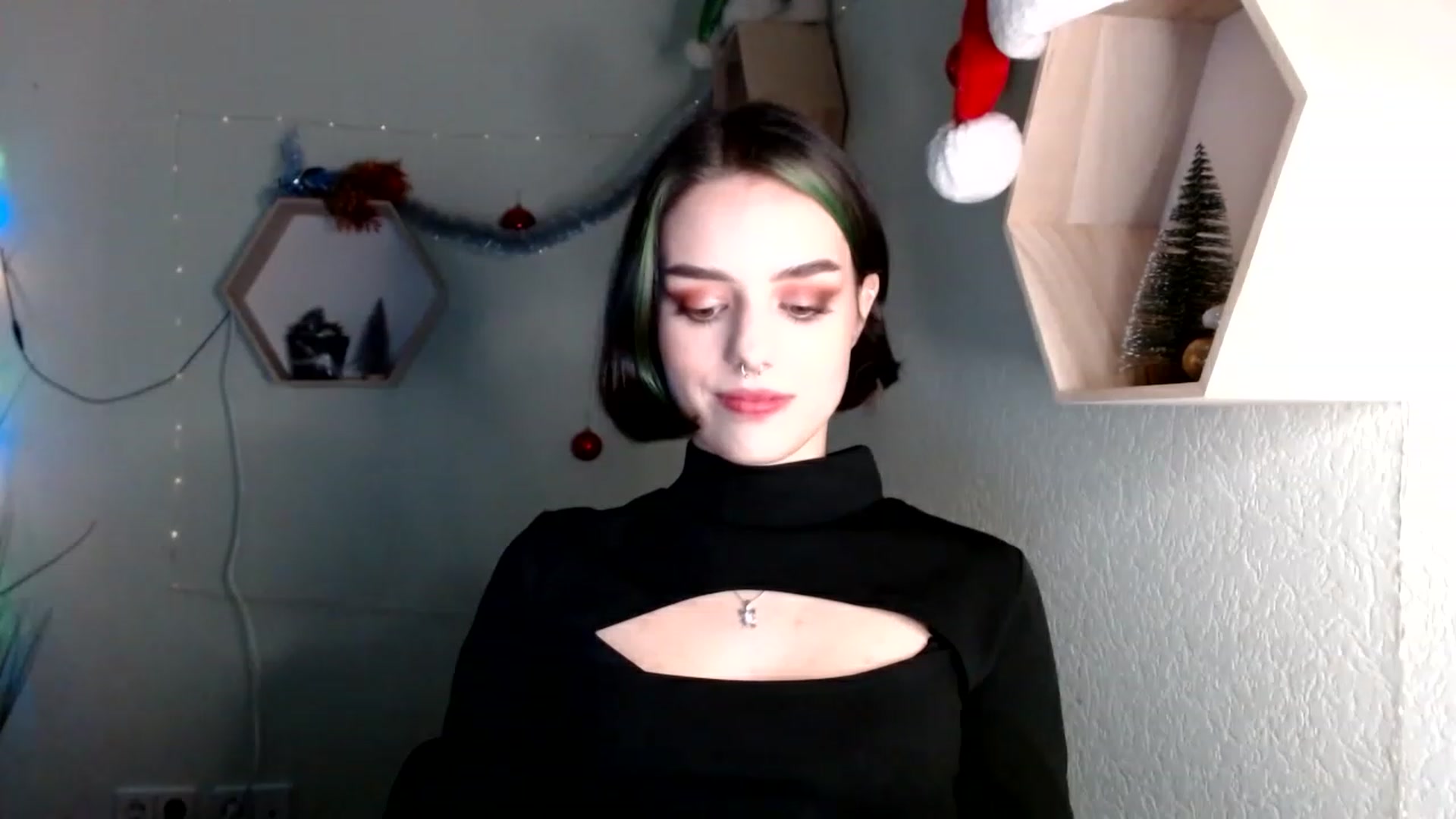 Gallery image thumbnail from Spicy_X's myfreecams stream on, 01/05/2023, 14:20 image 12 of 20