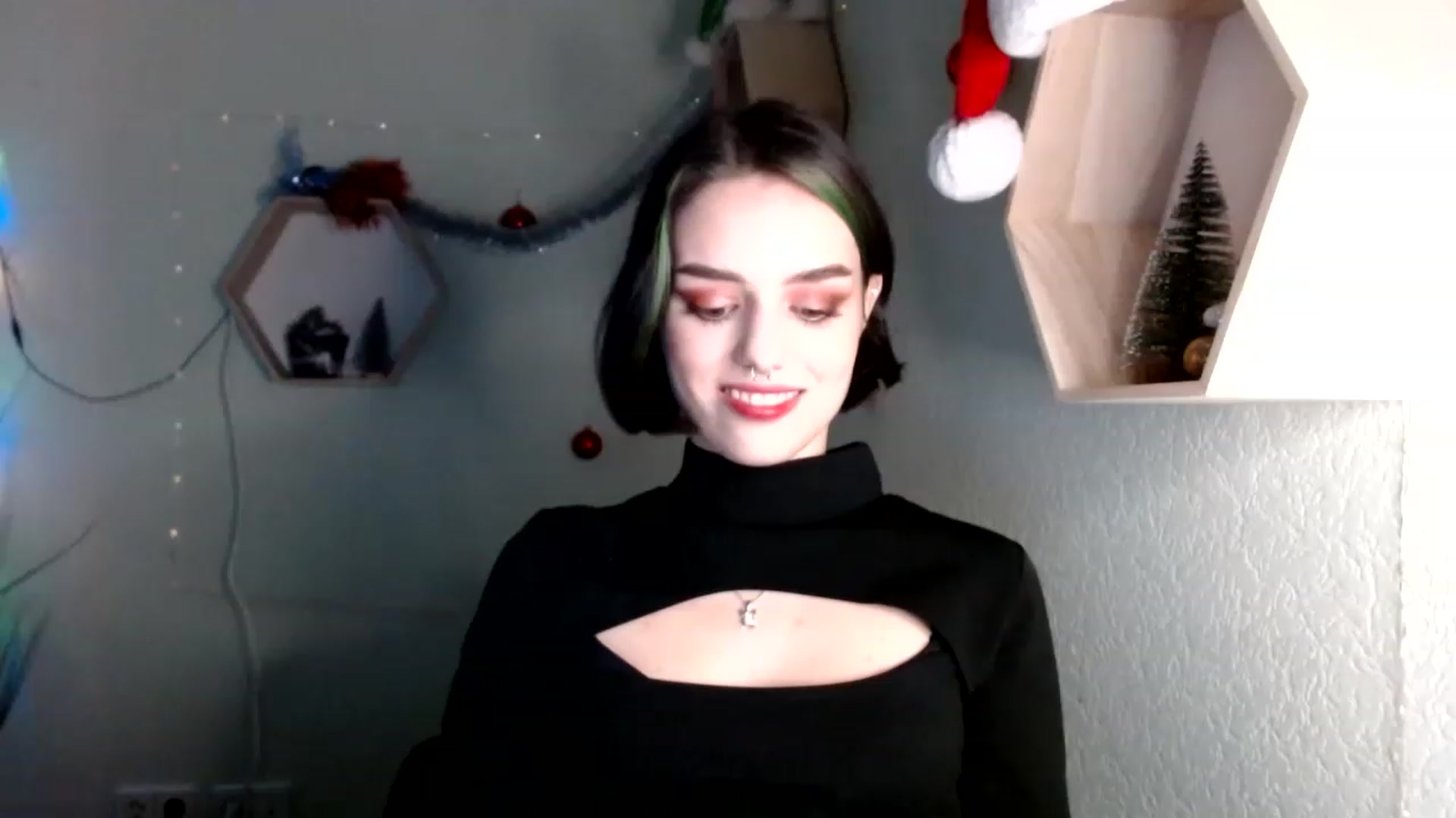 Gallery image thumbnail from Spicy_X's myfreecams stream on, 01/05/2023, 14:20 image 16 of 20