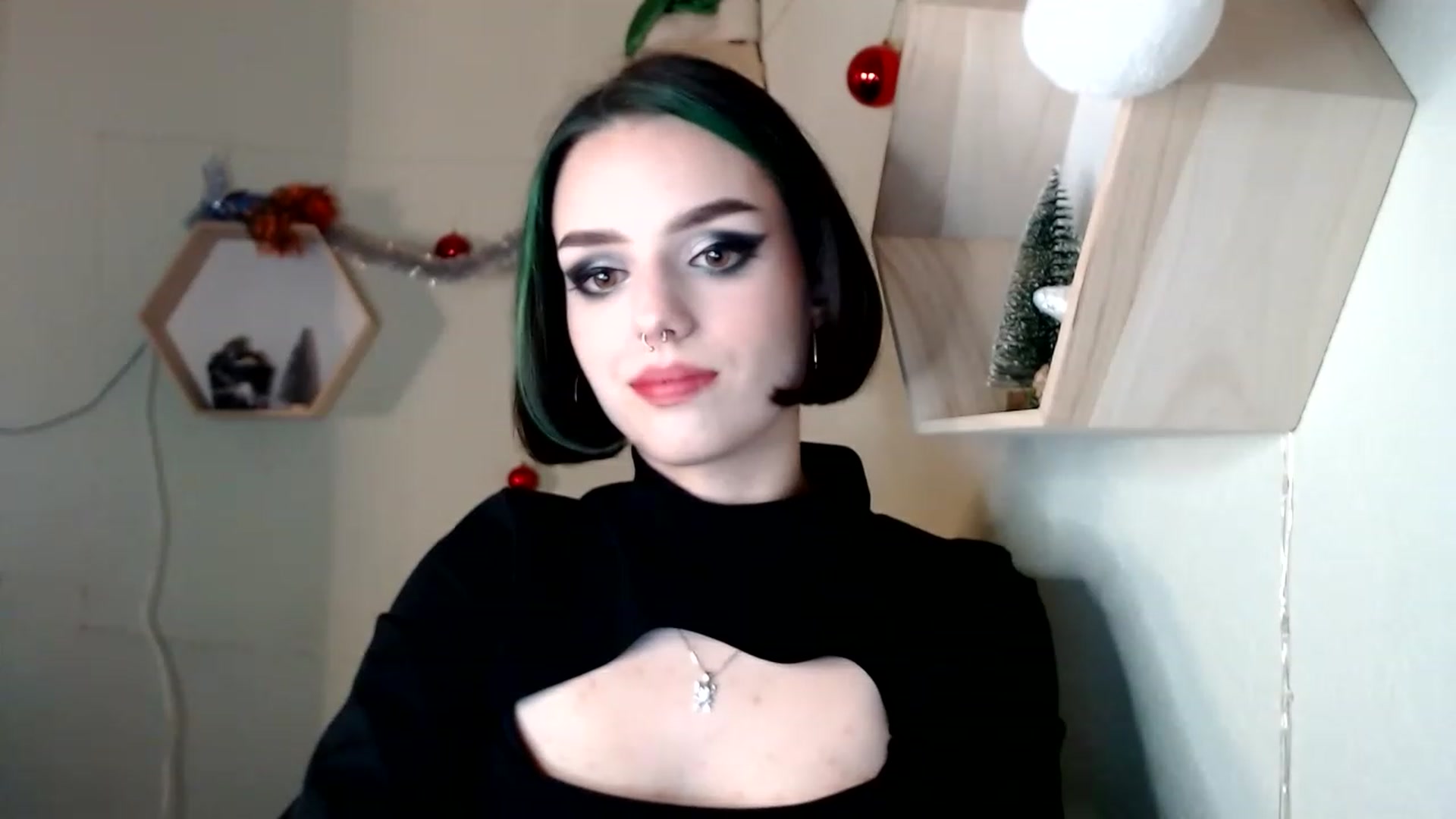 Gallery image thumbnail from Spicy_X's myfreecams stream on, 01/08/2023, 12:36 image 4 of 20