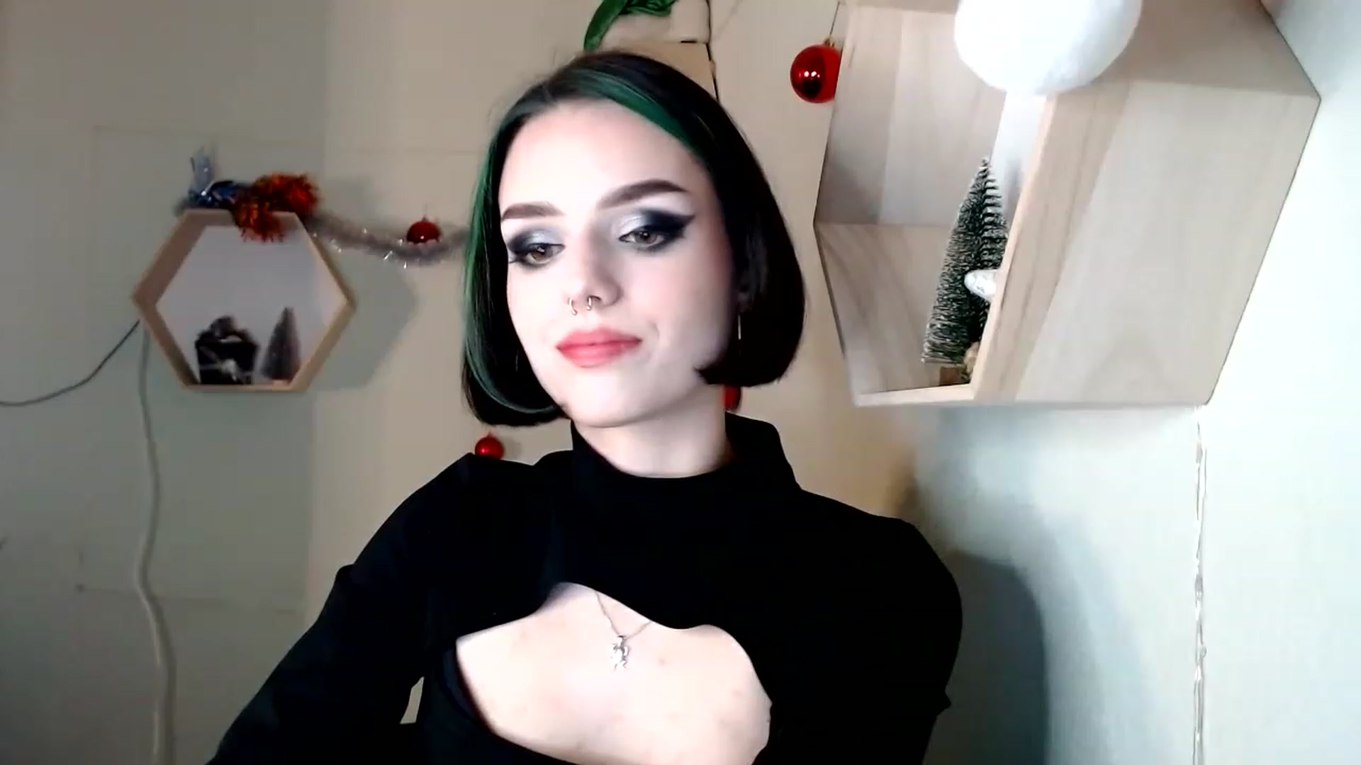 Gallery image thumbnail from Spicy_X's myfreecams stream on, 01/08/2023, 12:36 image 16 of 20