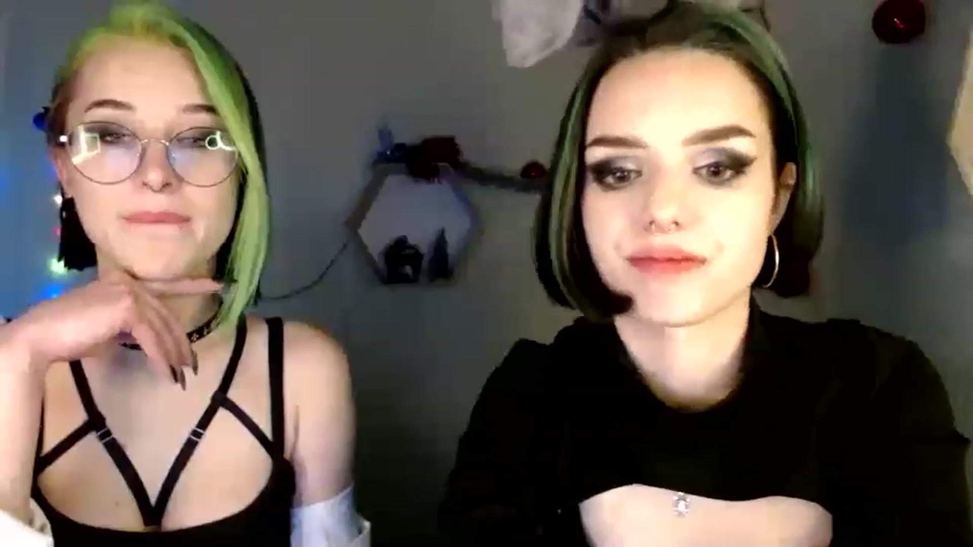 Gallery image thumbnail from Spicy_X's myfreecams stream on, 01/08/2023, 17:09 image 5 of 20