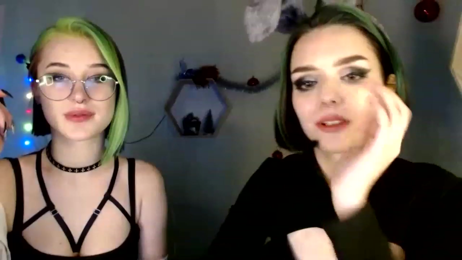 Gallery image thumbnail from Spicy_X's myfreecams stream on, 01/08/2023, 17:09 image 9 of 20