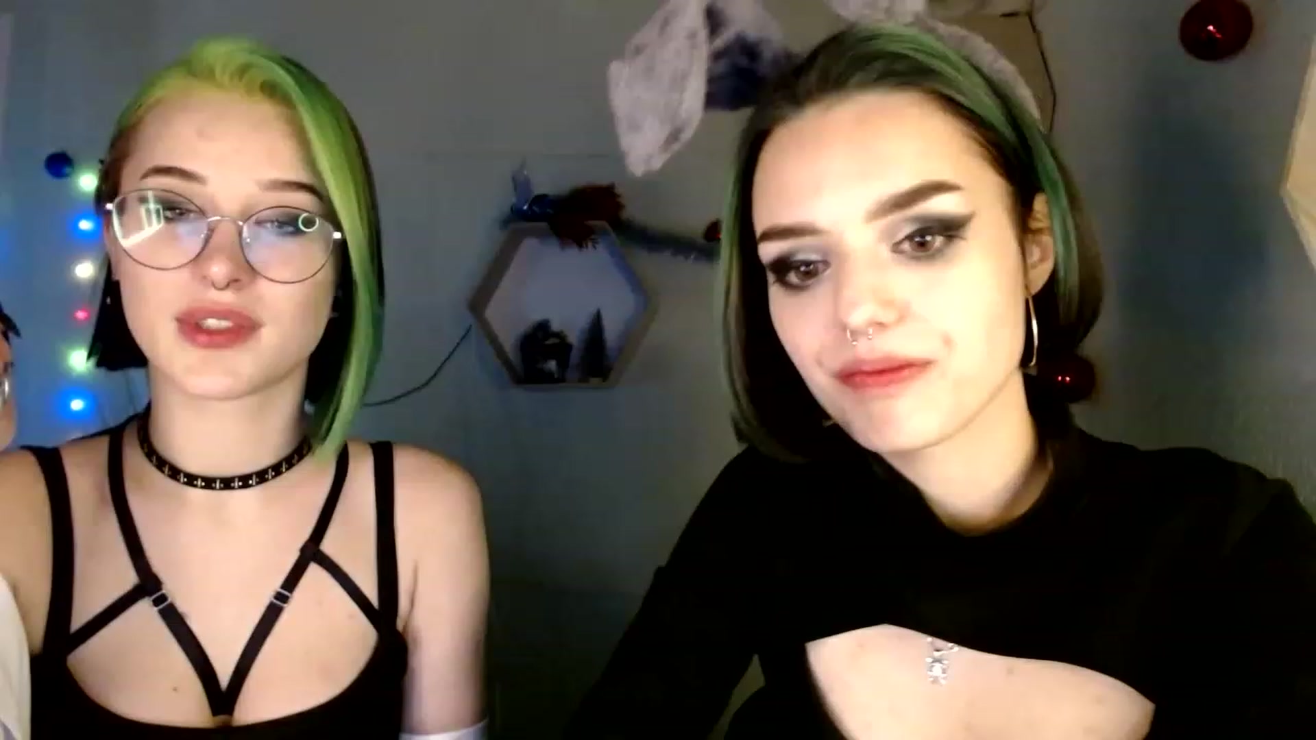 Gallery image thumbnail from Spicy_X's myfreecams stream on, 01/08/2023, 17:09 image 16 of 20