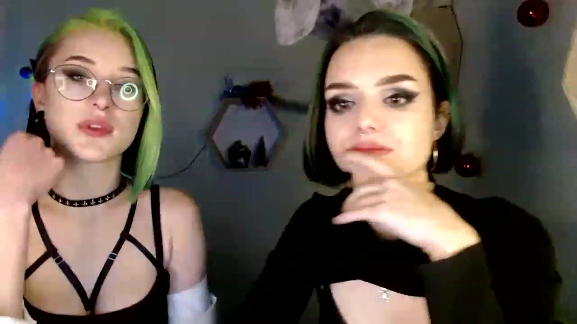 Gallery image thumbnail from Spicy_X's myfreecams stream on, 01/08/2023, 17:09 image 2 of 20