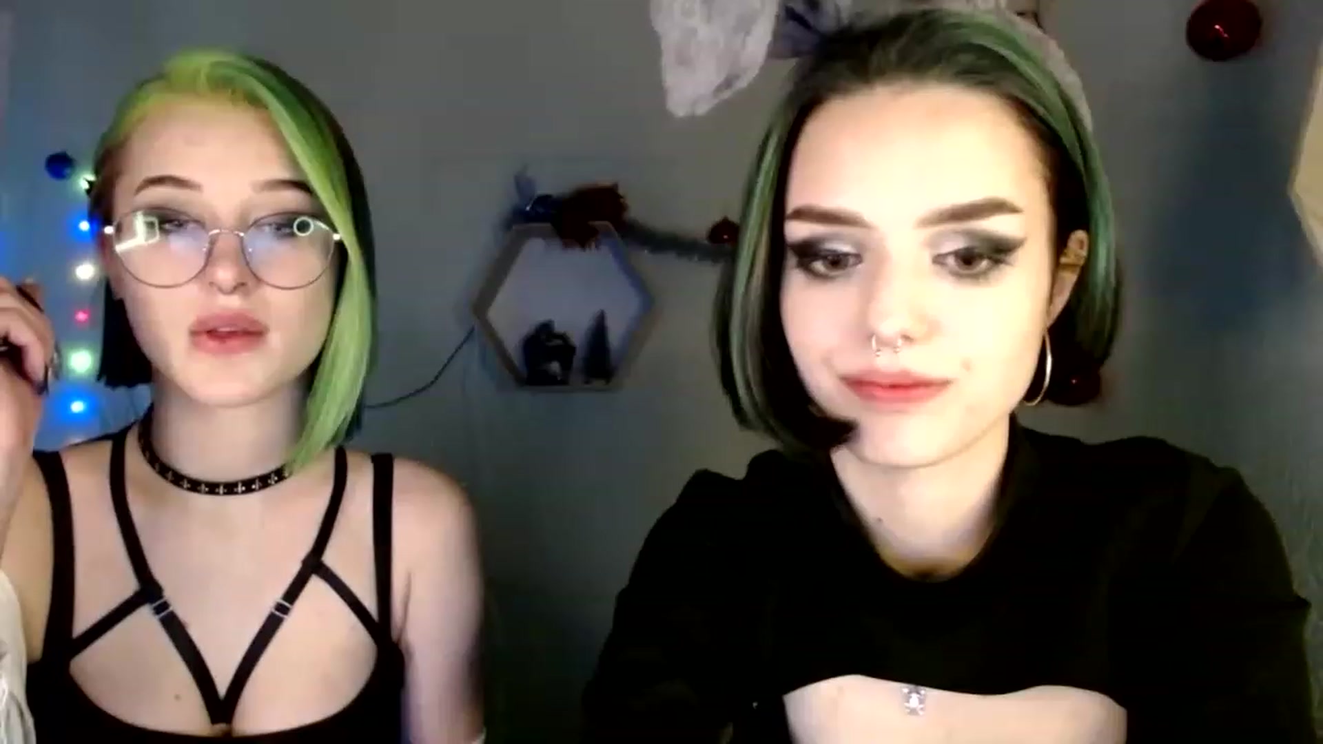 Gallery image thumbnail from Spicy_X's myfreecams stream on, 01/08/2023, 17:09 image 11 of 20