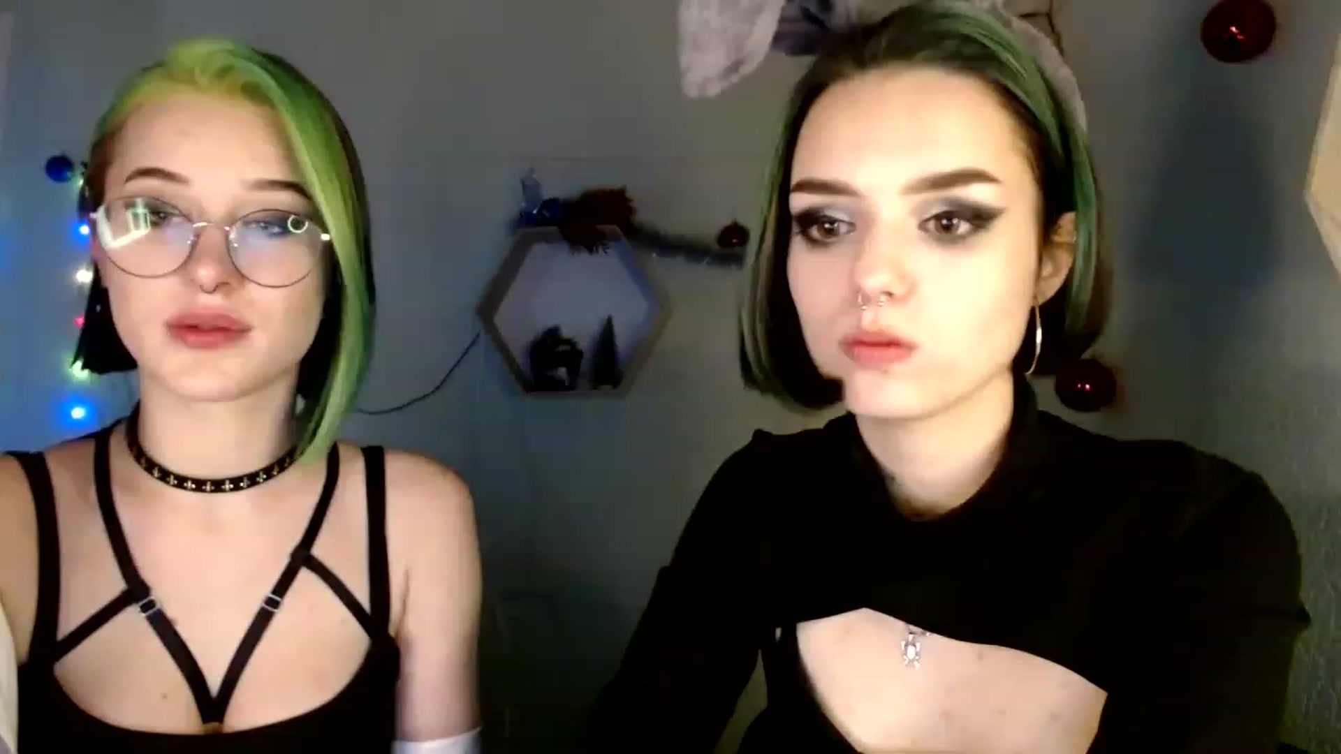Gallery image thumbnail from Spicy_X's myfreecams stream on, 01/08/2023, 17:09 image 17 of 20