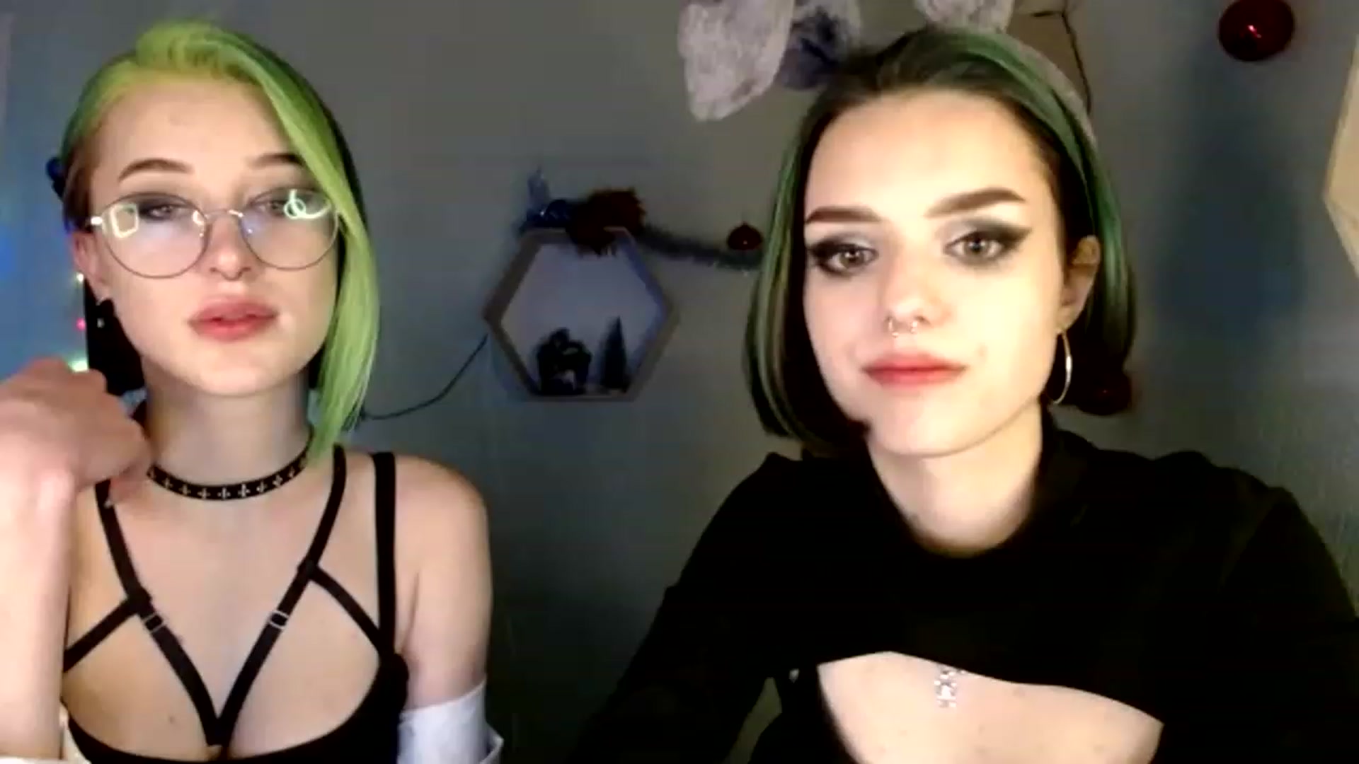 Gallery image thumbnail from Spicy_X's myfreecams stream on, 01/08/2023, 17:09 image 1 of 20