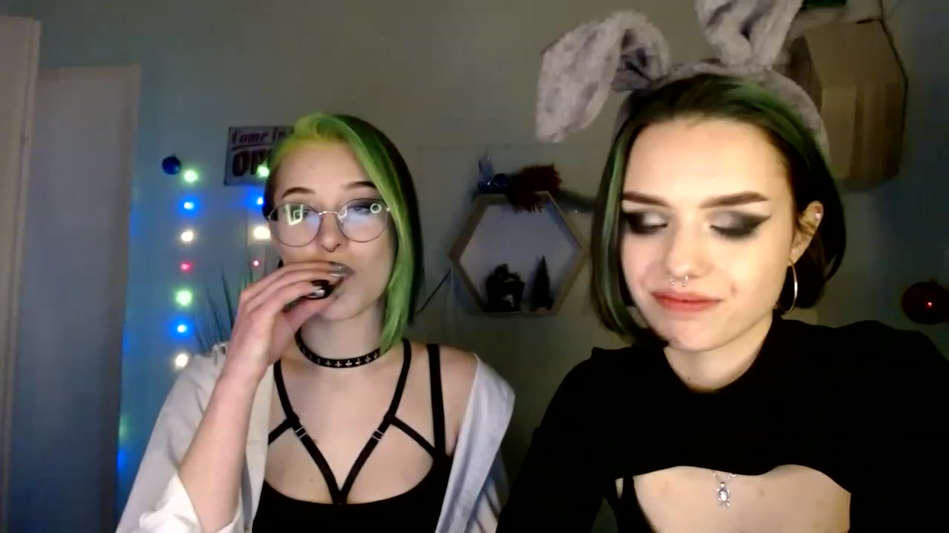 Gallery image thumbnail from Spicy_X's myfreecams stream on, 01/08/2023, 18:05 image 3 of 20