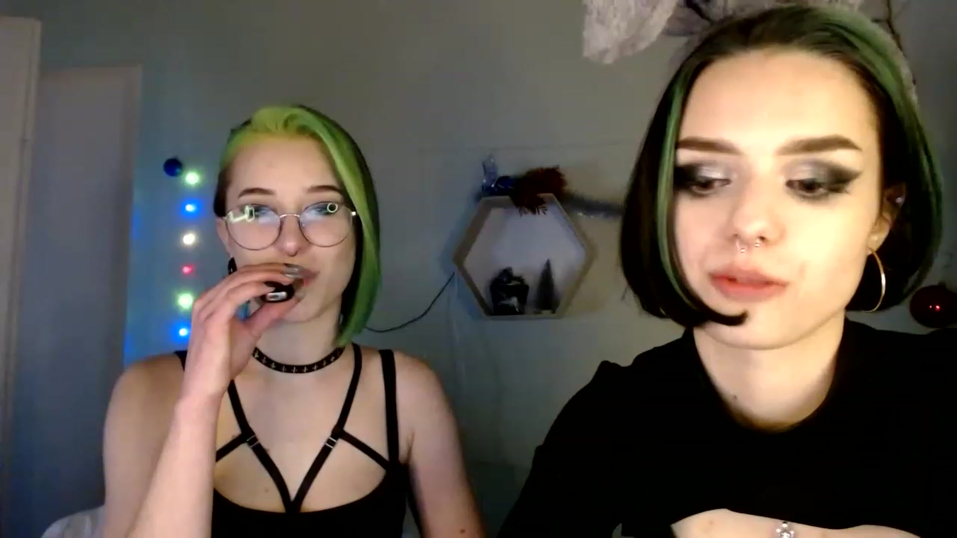 Gallery image thumbnail from Spicy_X's myfreecams stream on, 01/08/2023, 18:05 image 13 of 20