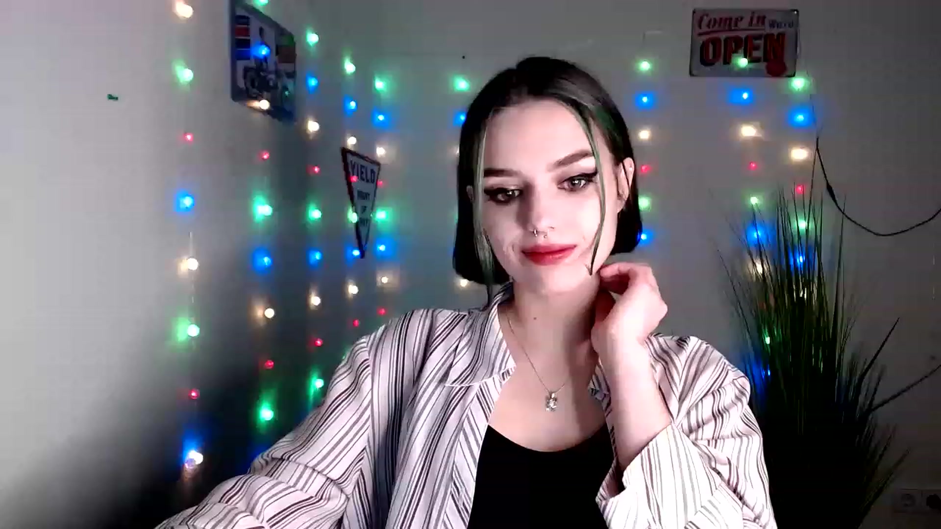 Gallery image thumbnail from Spicy_X's myfreecams stream on, 01/18/2023, 14:20 image 1 of 20