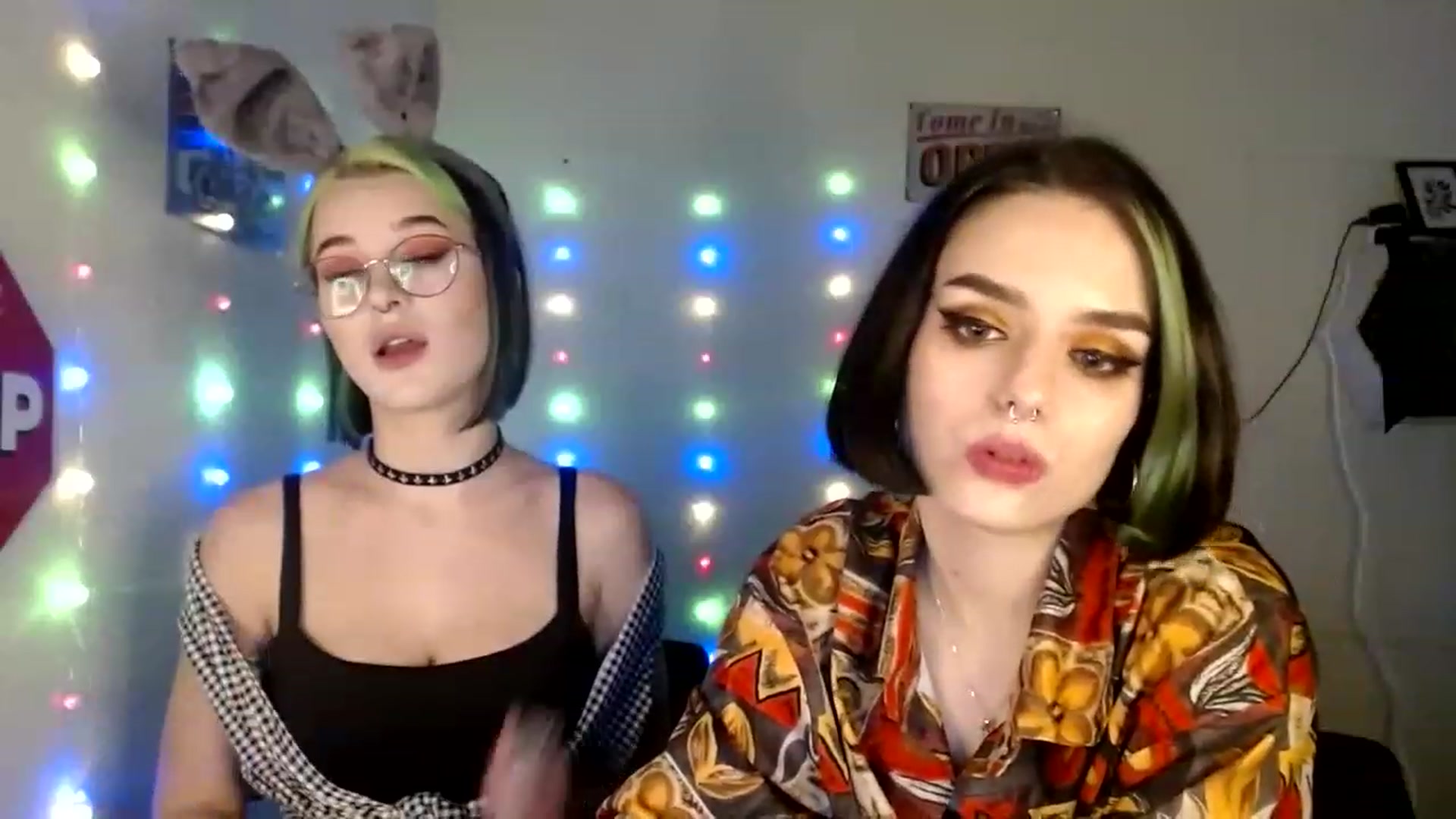 Gallery image thumbnail from Spicy_X's myfreecams stream on, 01/19/2023, 17:29 image 17 of 20