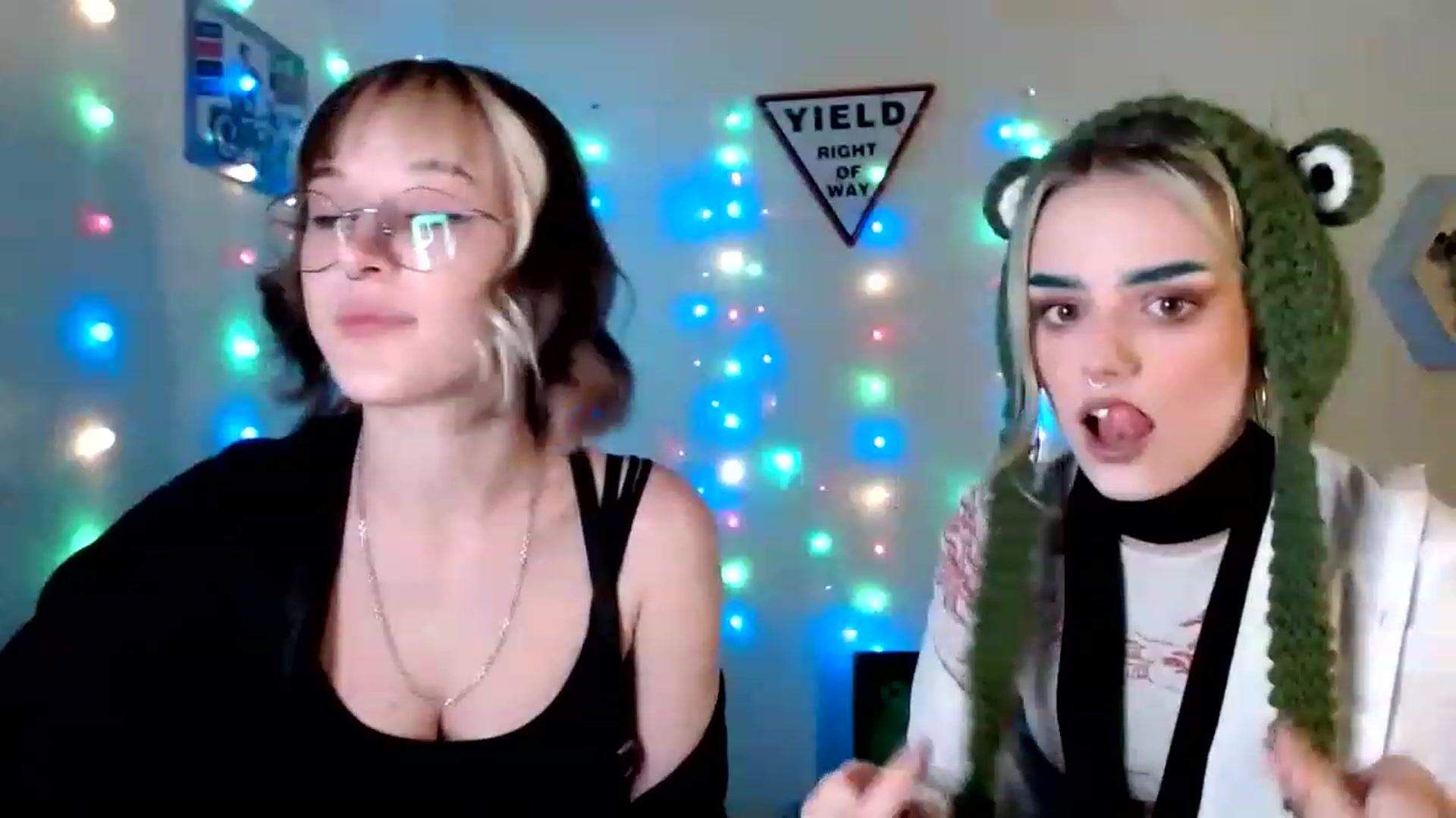 Gallery image thumbnail from Spicy_X's myfreecams stream on, 05/12/2023, 12:26 image 2 of 20